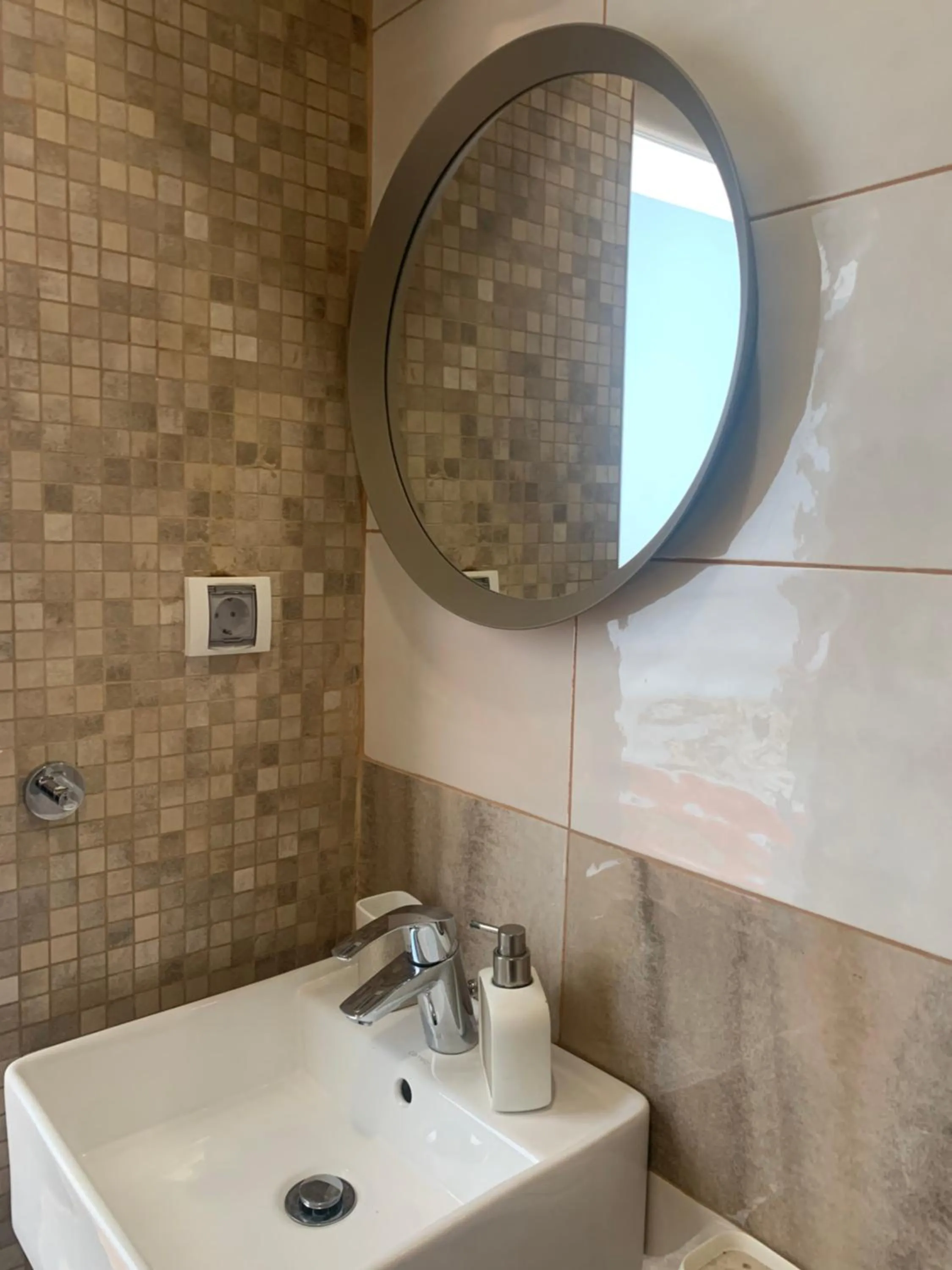 Bathroom in Orient Express Guest House