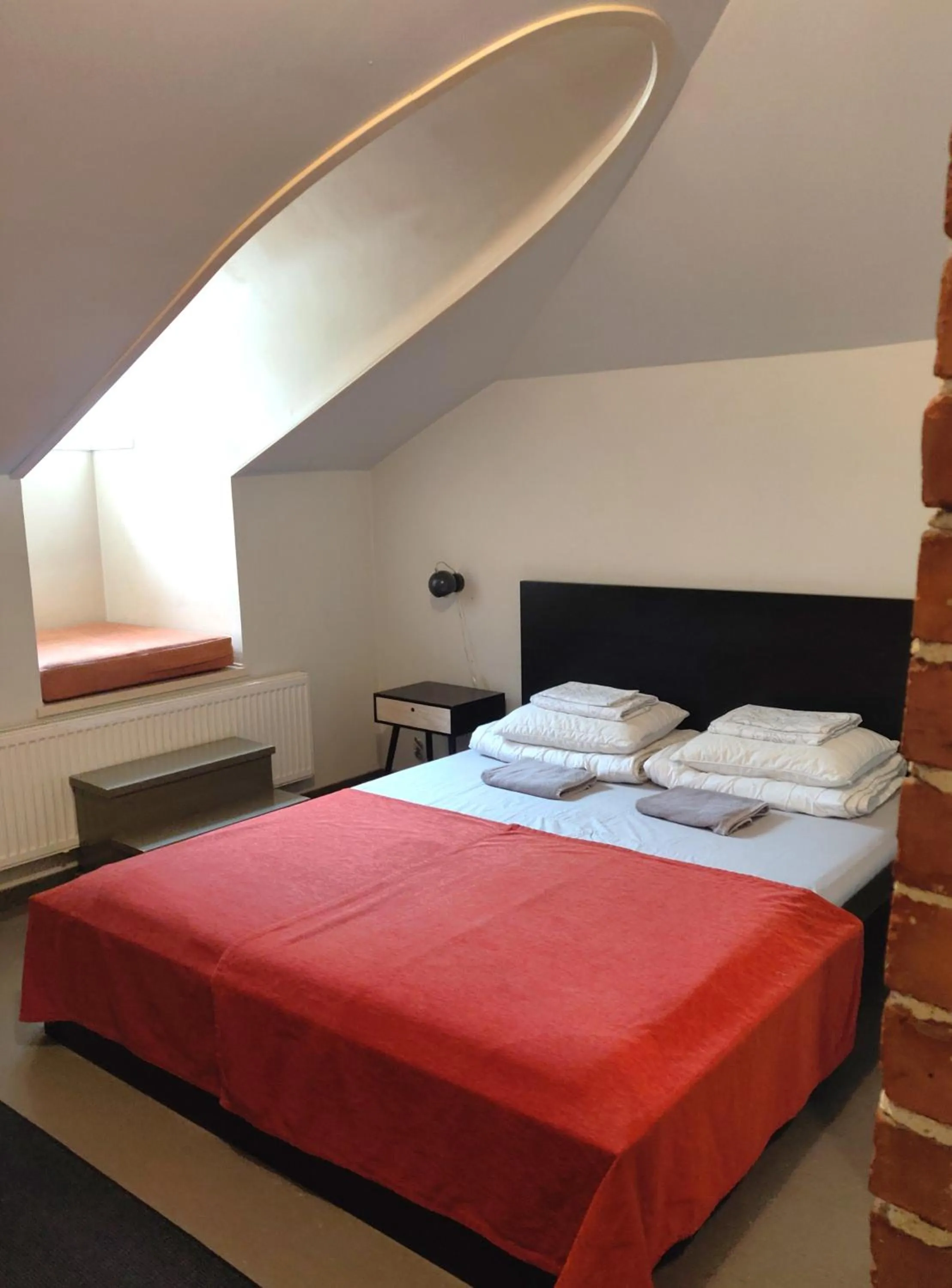 Photo of the whole room, Bed in Hostel Suomenlinna