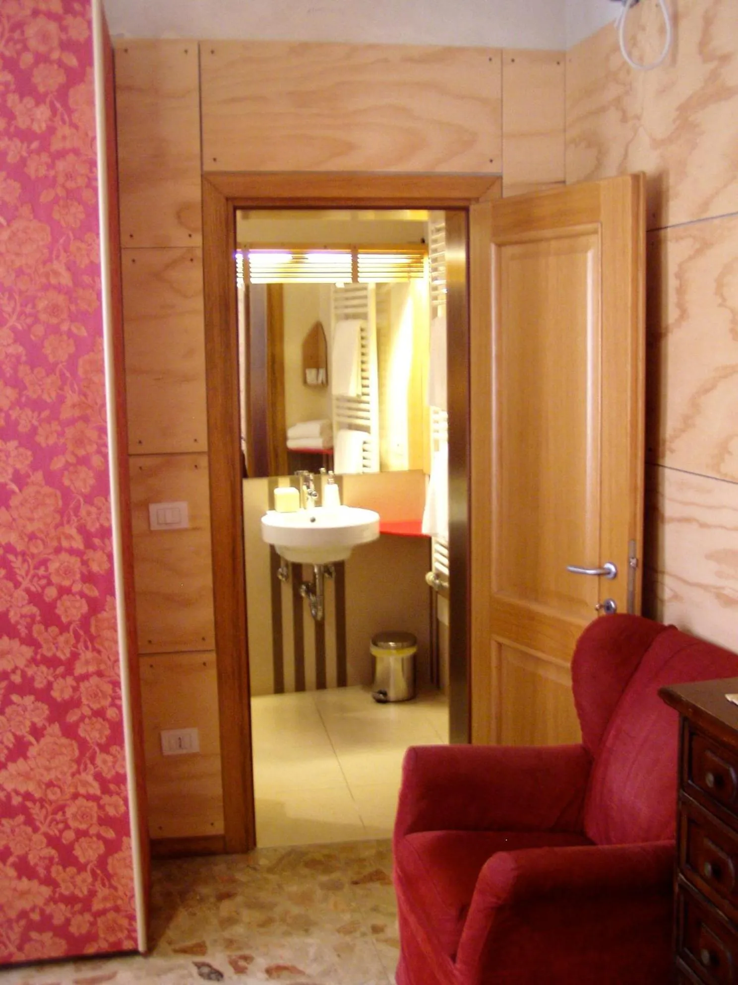 Photo of the whole room in b&b allo squero