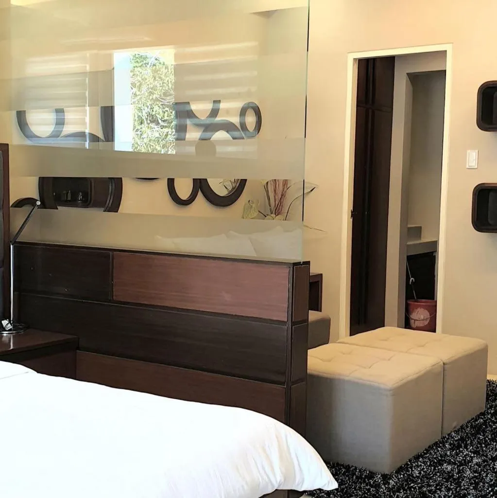 Bed in Luxurious Family Room Pico de Loro