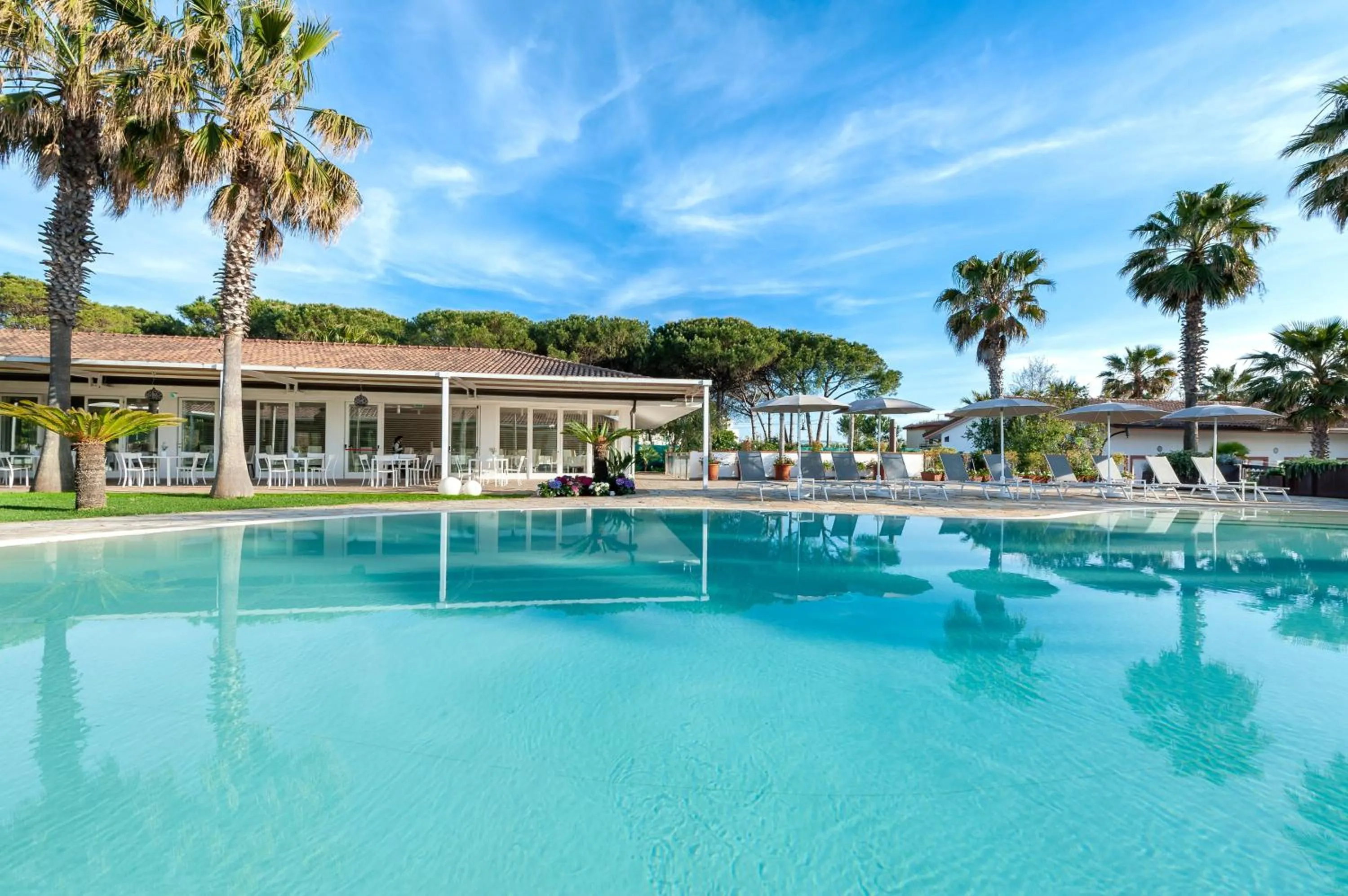 Swimming pool in Paestum Inn Beach Resort
