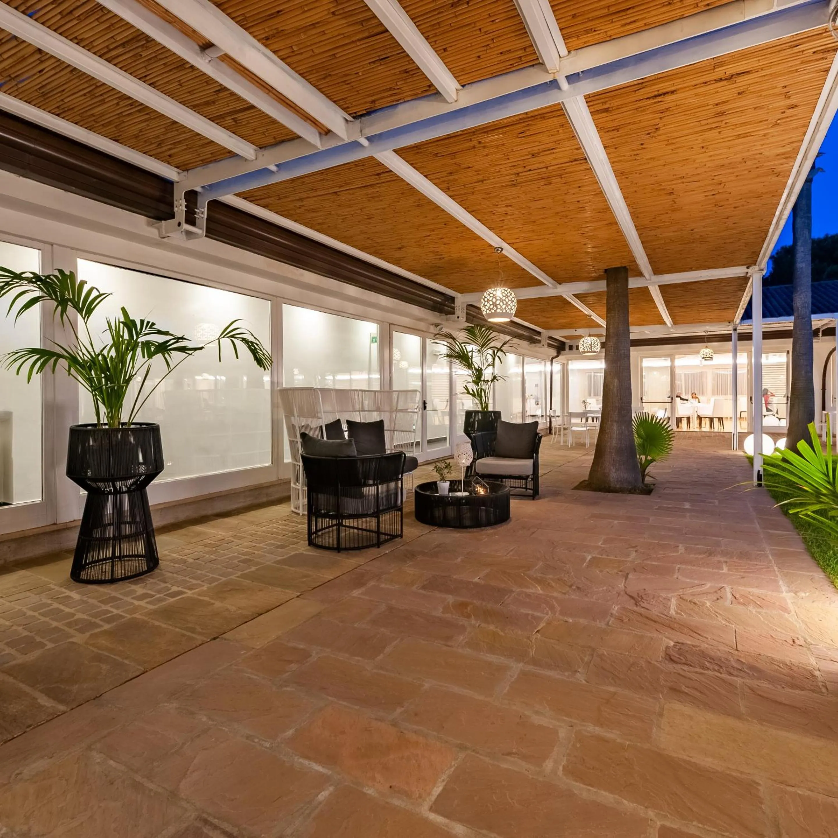 Garden in Paestum Inn Beach Resort