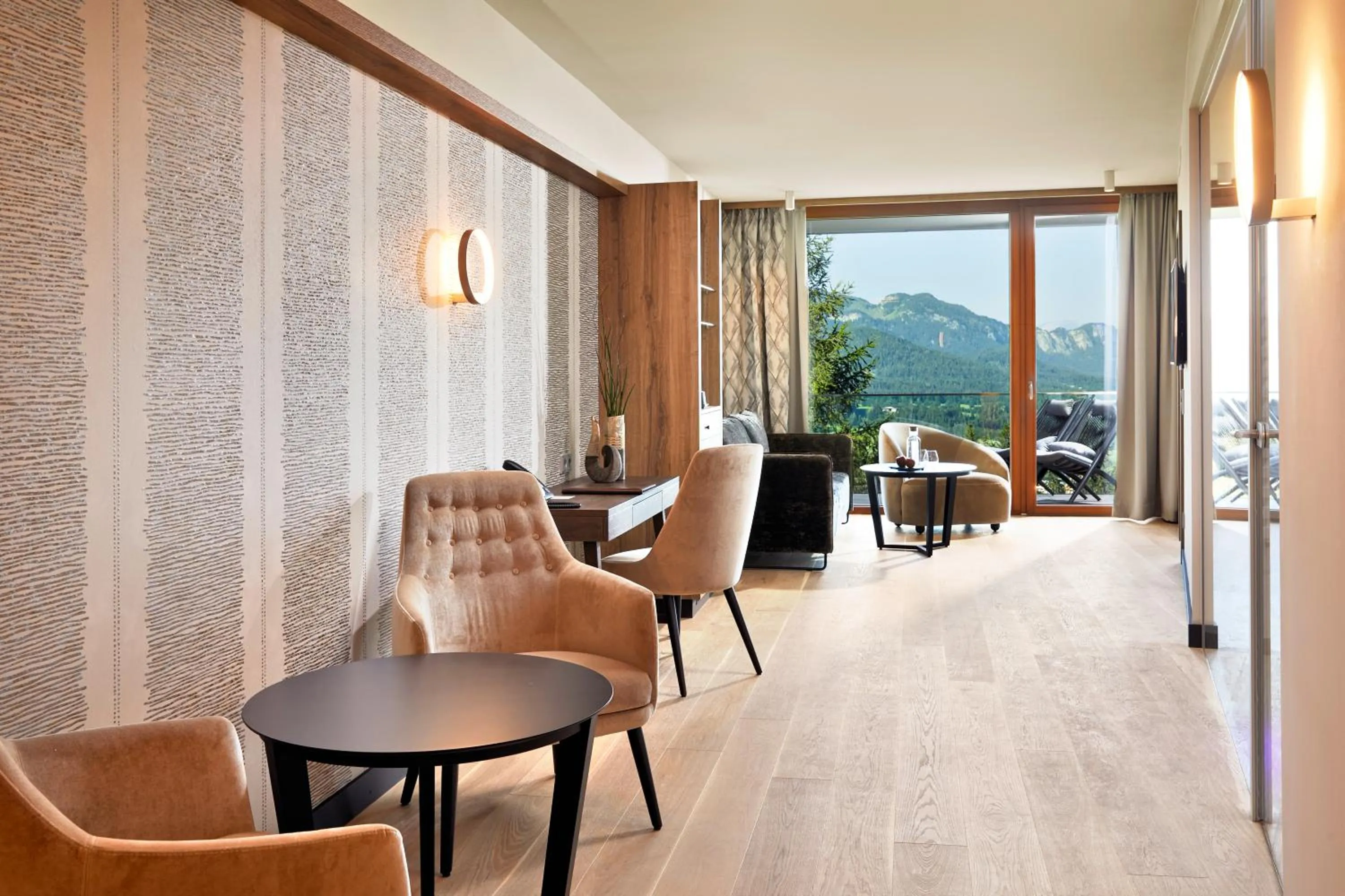 Photo of the whole room in Kaiserhof Superior