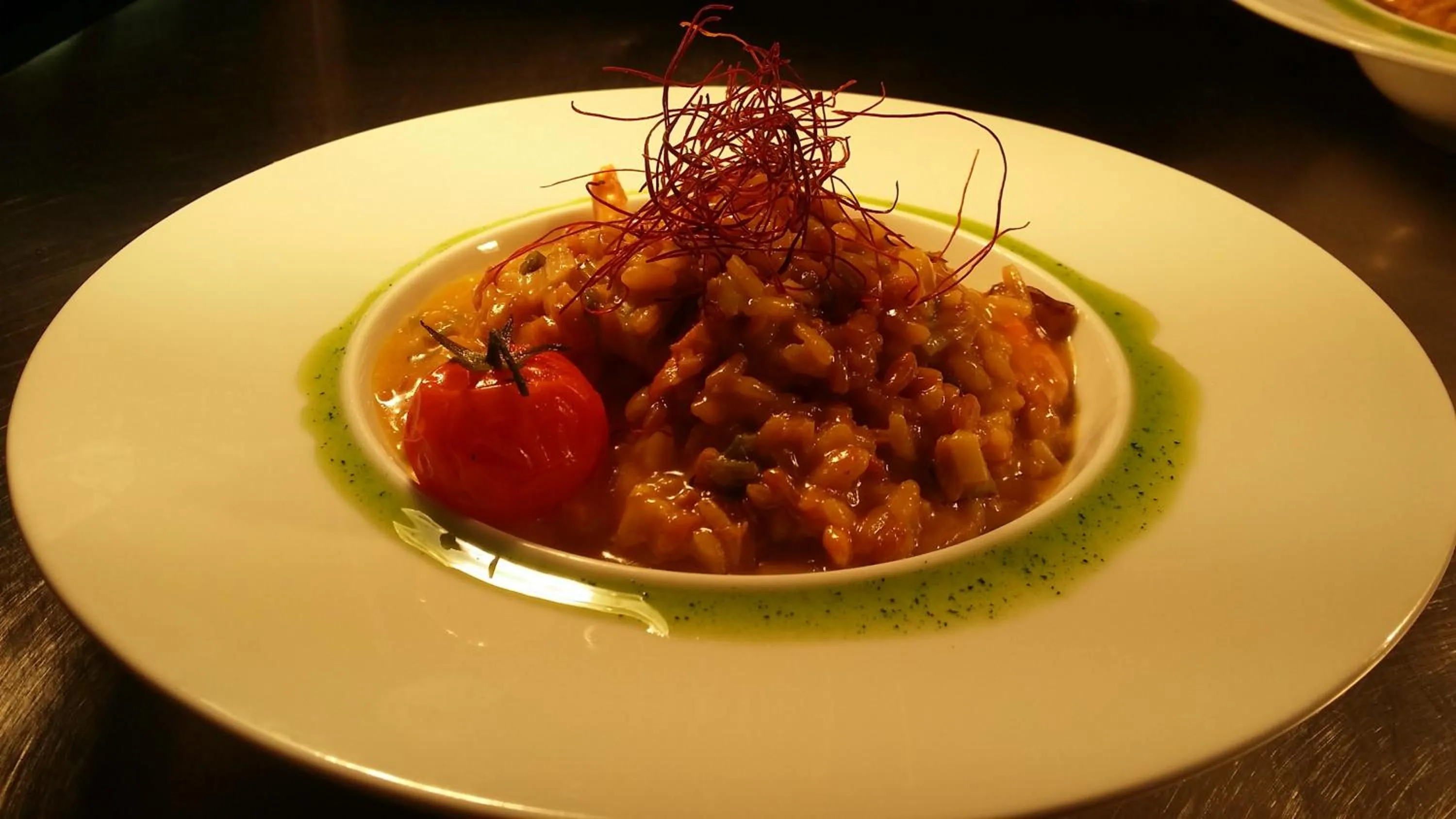 Food and drinks in Alfa Hotel