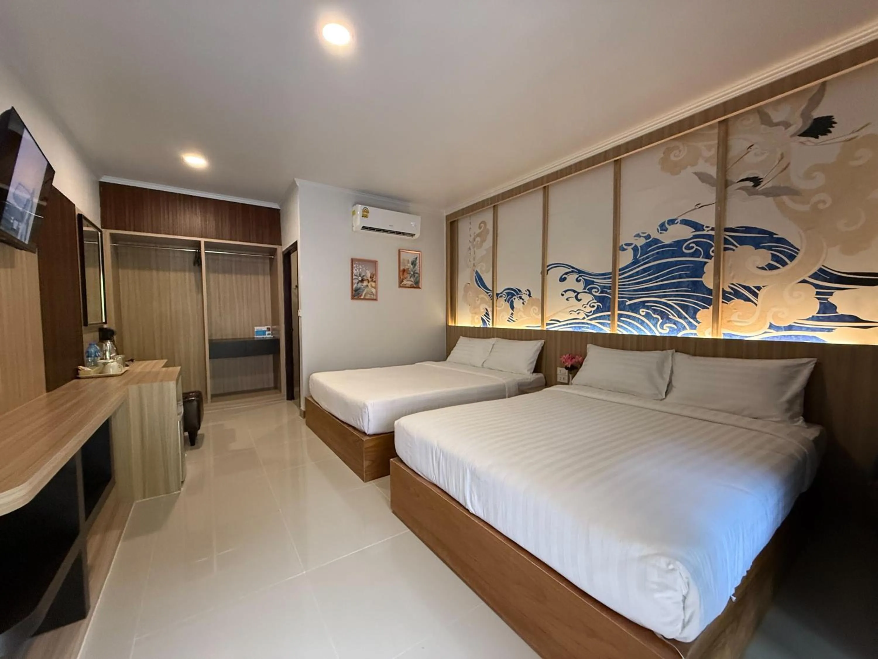 Bed in Diamond Cave Resort