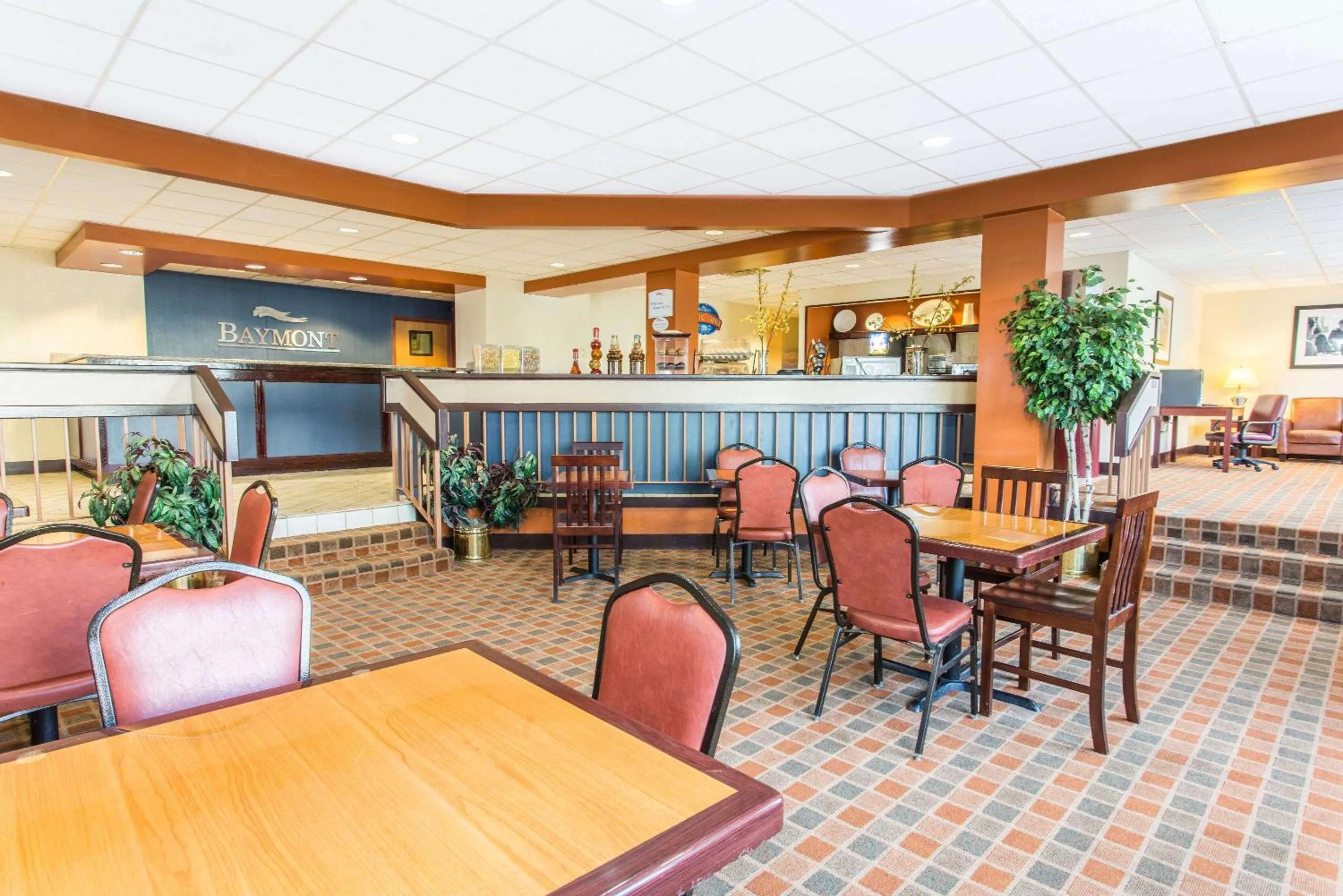 Restaurant/places to eat in Baymont by Wyndham Cincinnati Sharonville