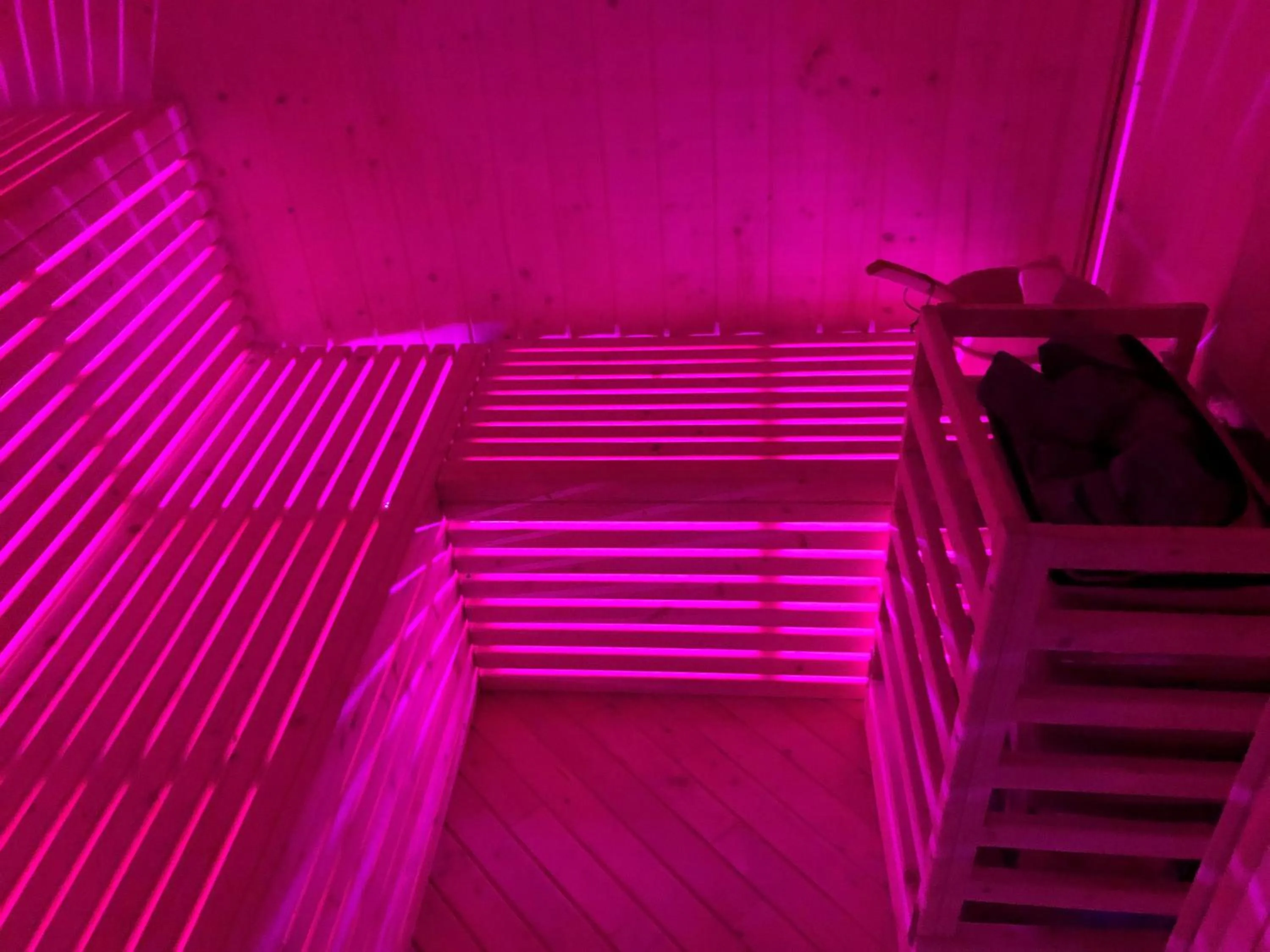 Hot Tub in Hotel Enjoy