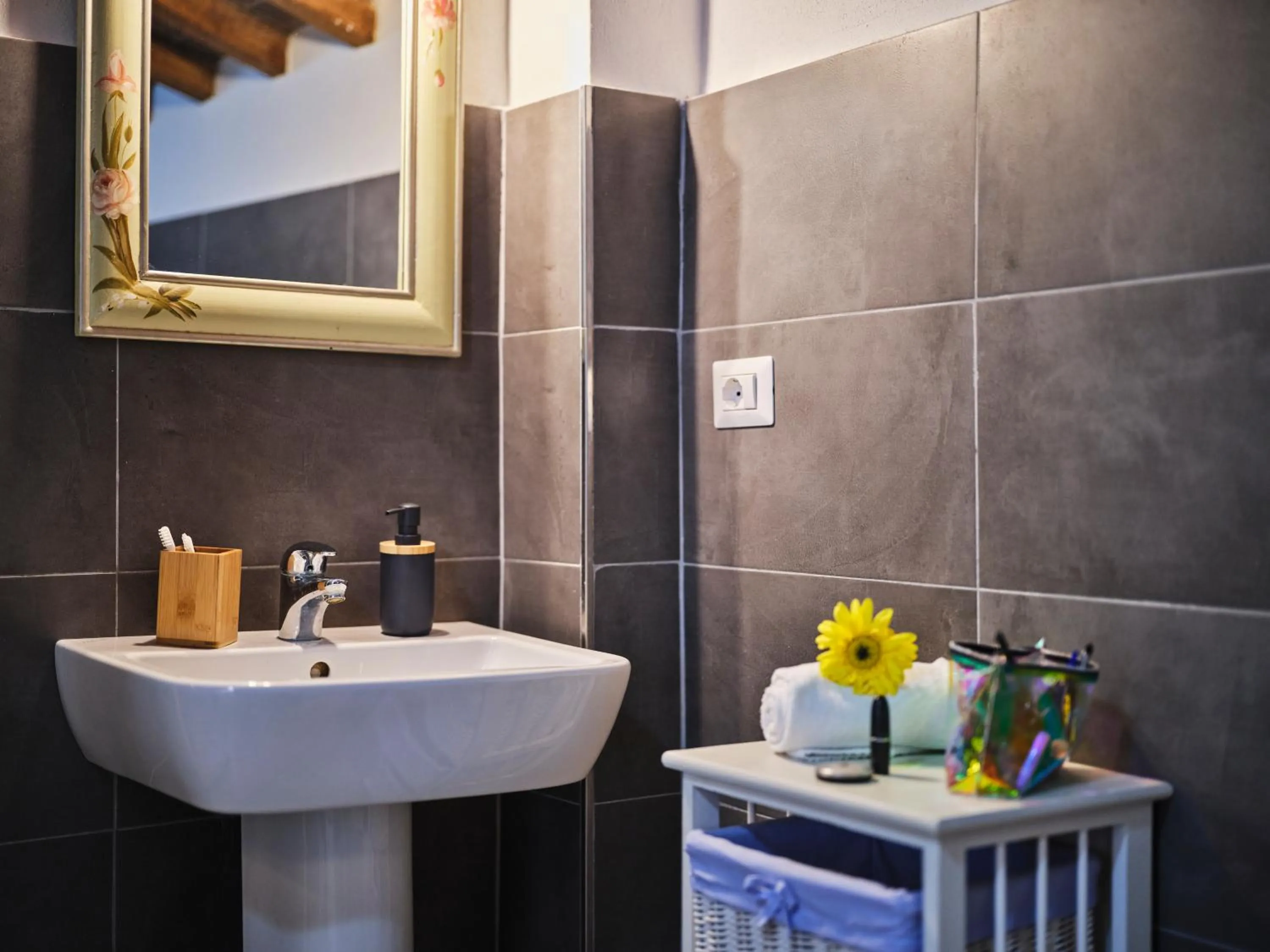 Bathroom in I Terzi Di Siena - Rooms Only