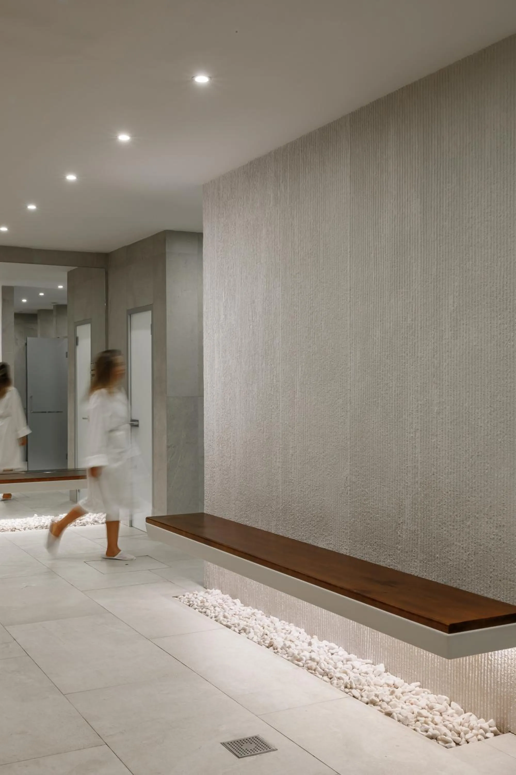 Swimming pool in Rahat Palace Hotel