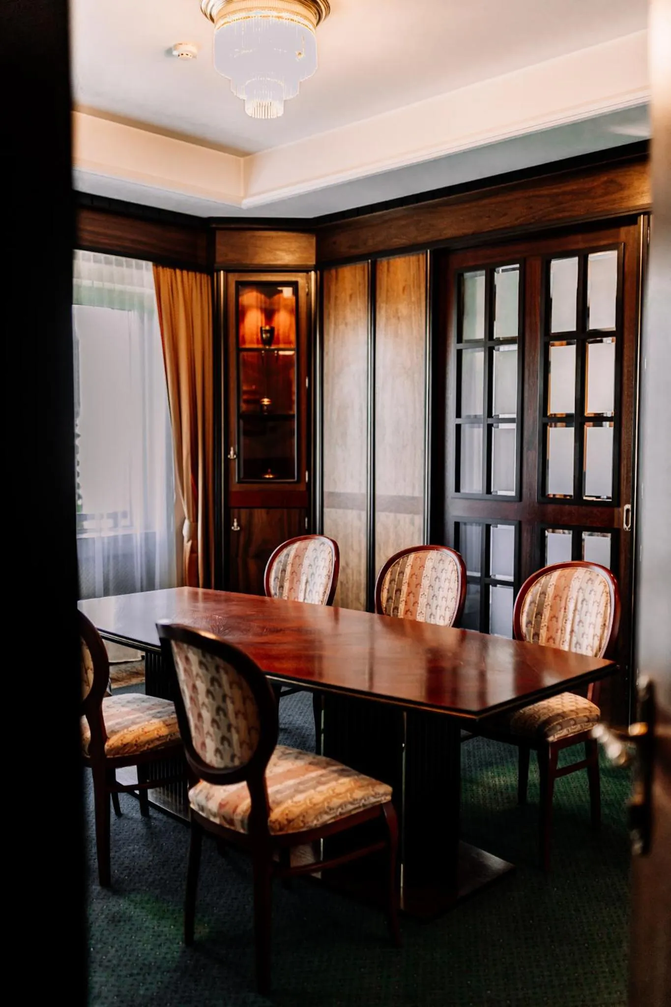 Dining area in Rahat Palace Hotel