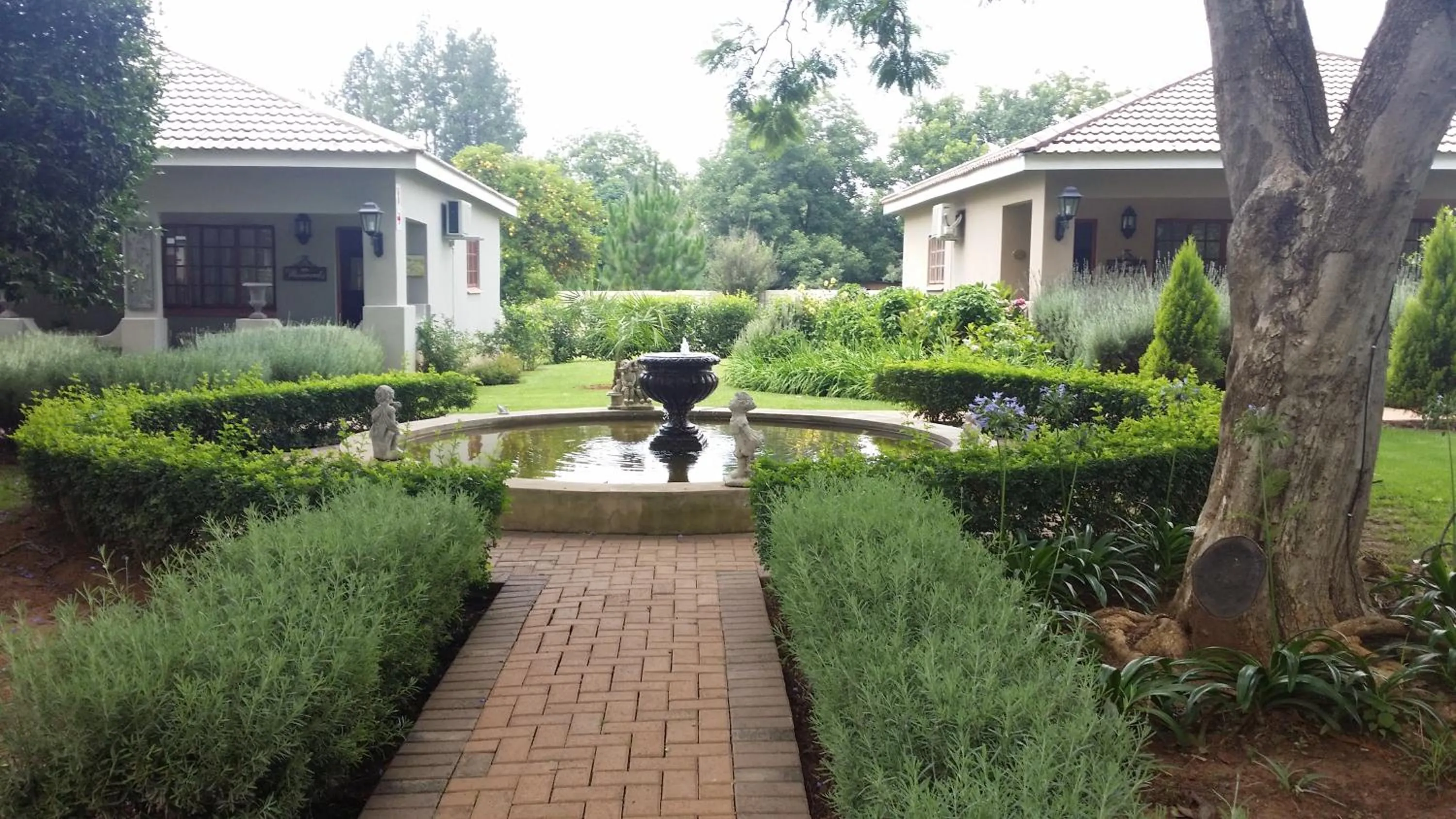 Garden in Farmhouse Lodge