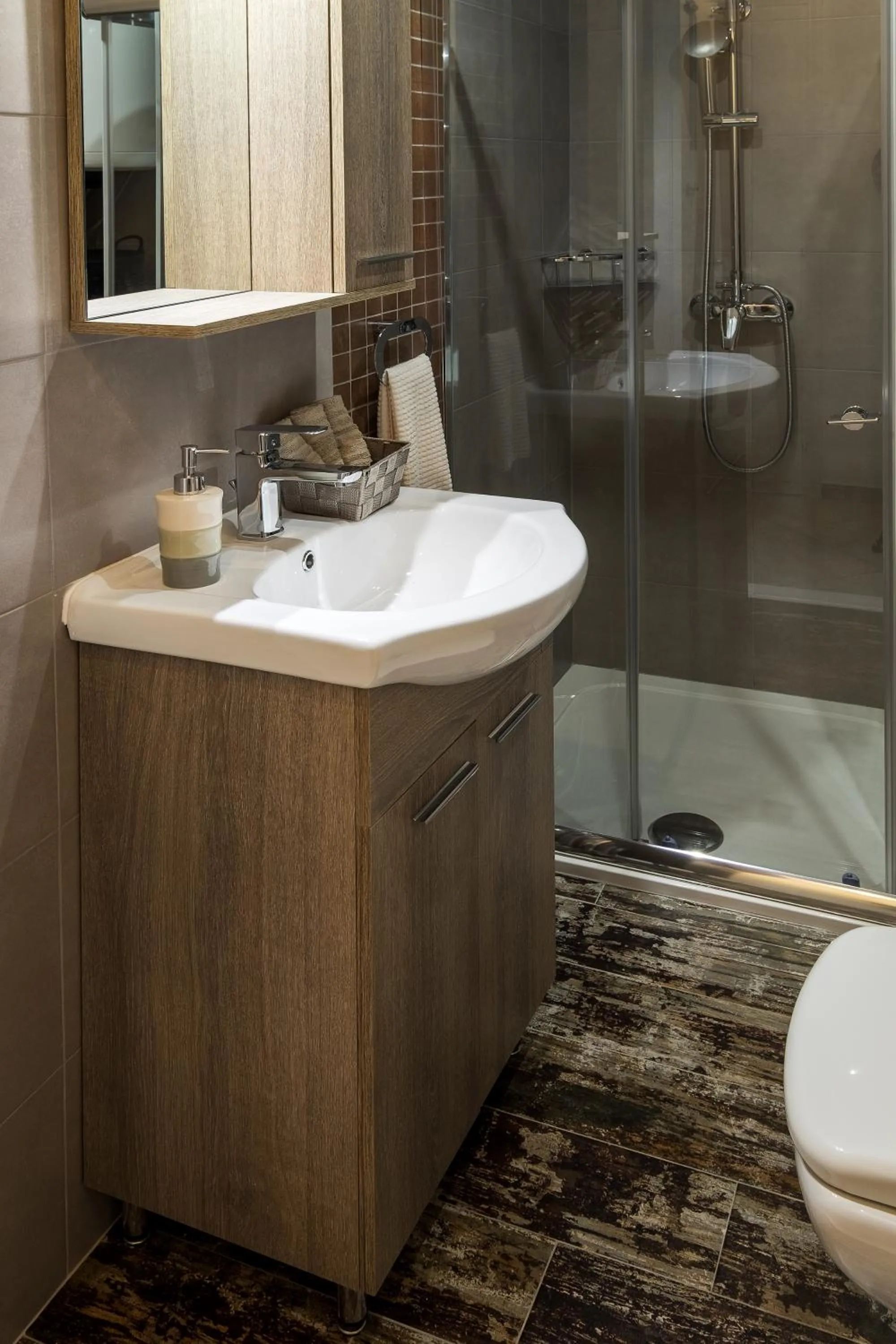 Shower in Paros Villas Nereids