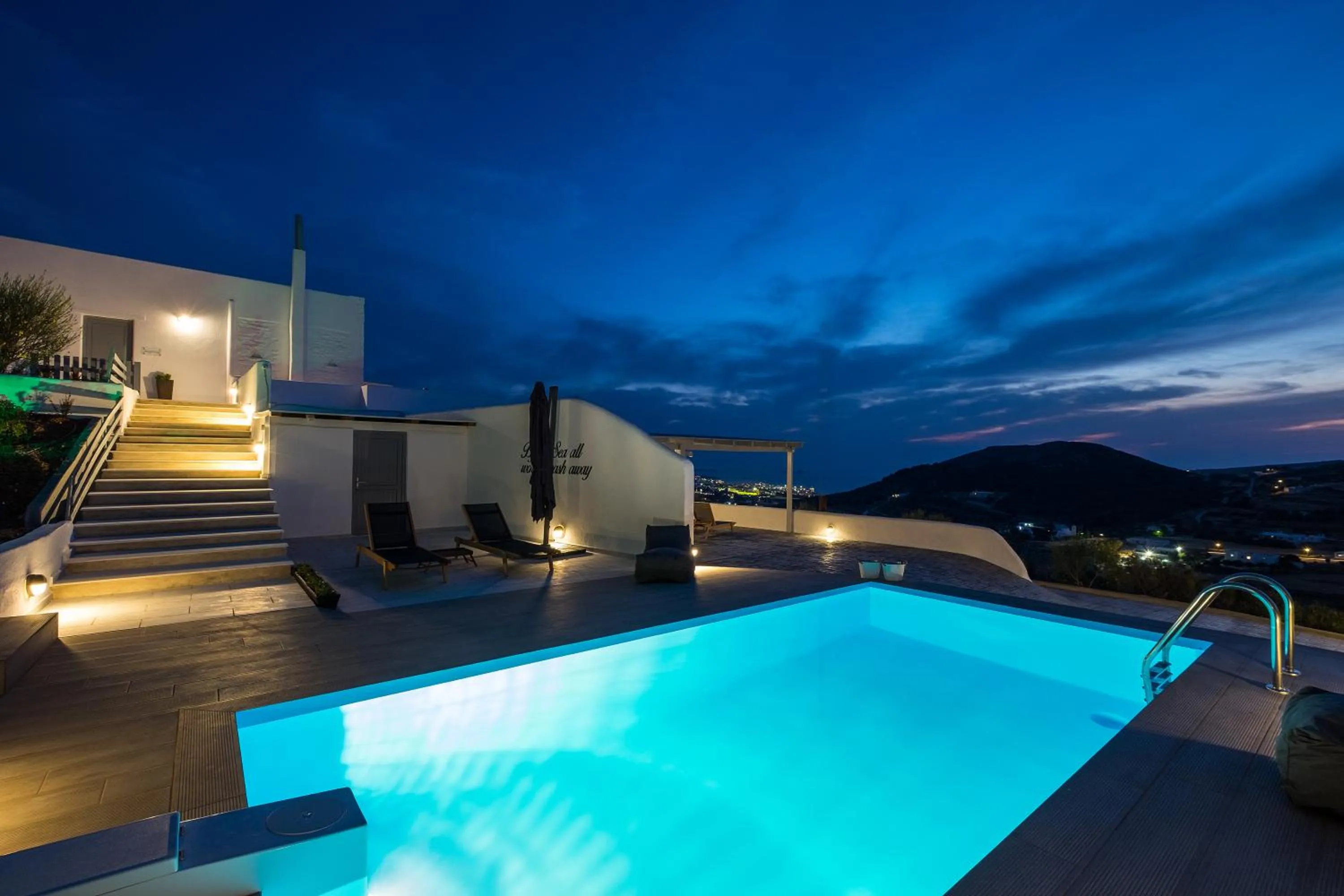 Swimming pool in Paros Villas Nereids
