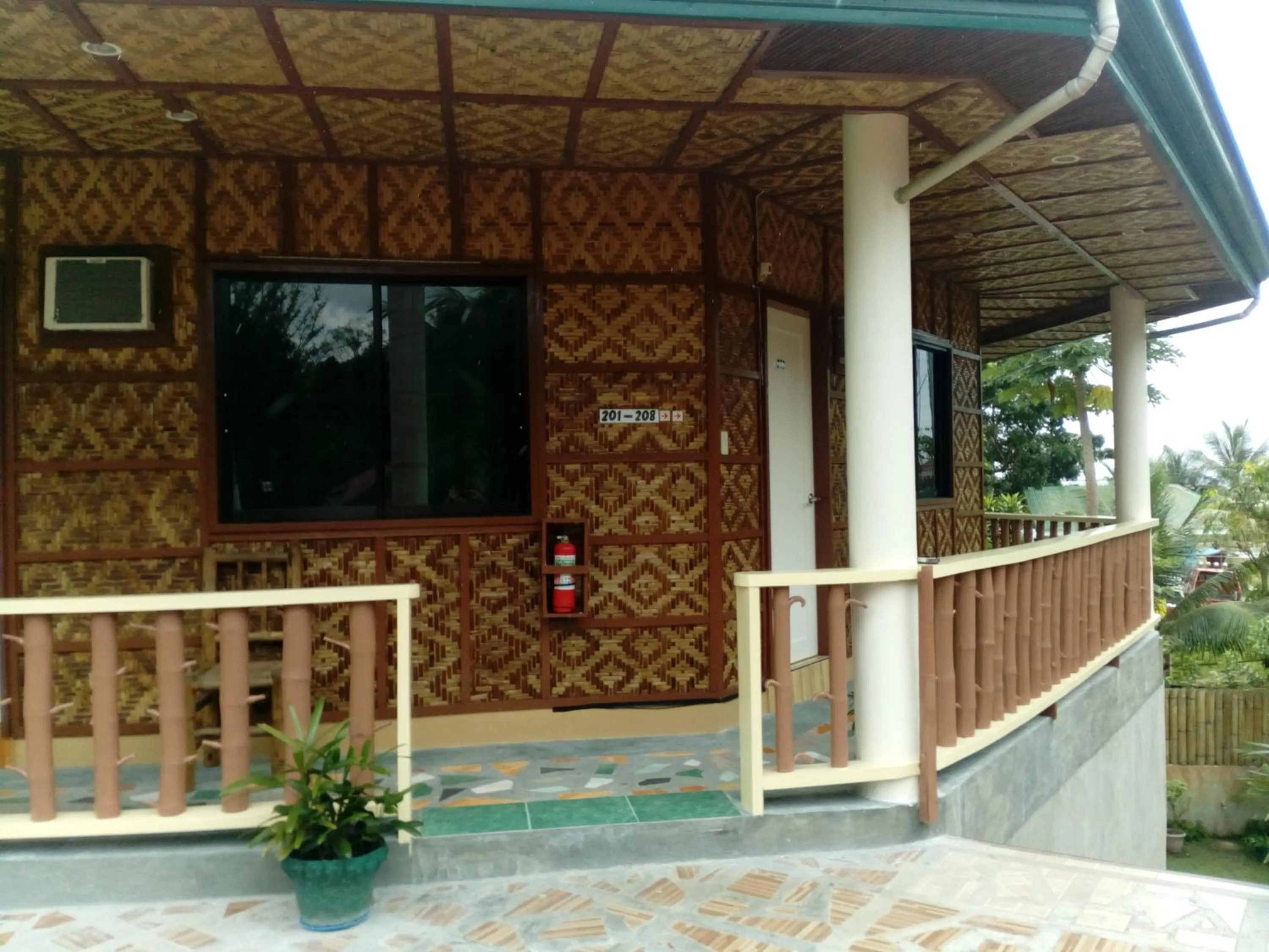 Patio in Greenhut Pension & Bar