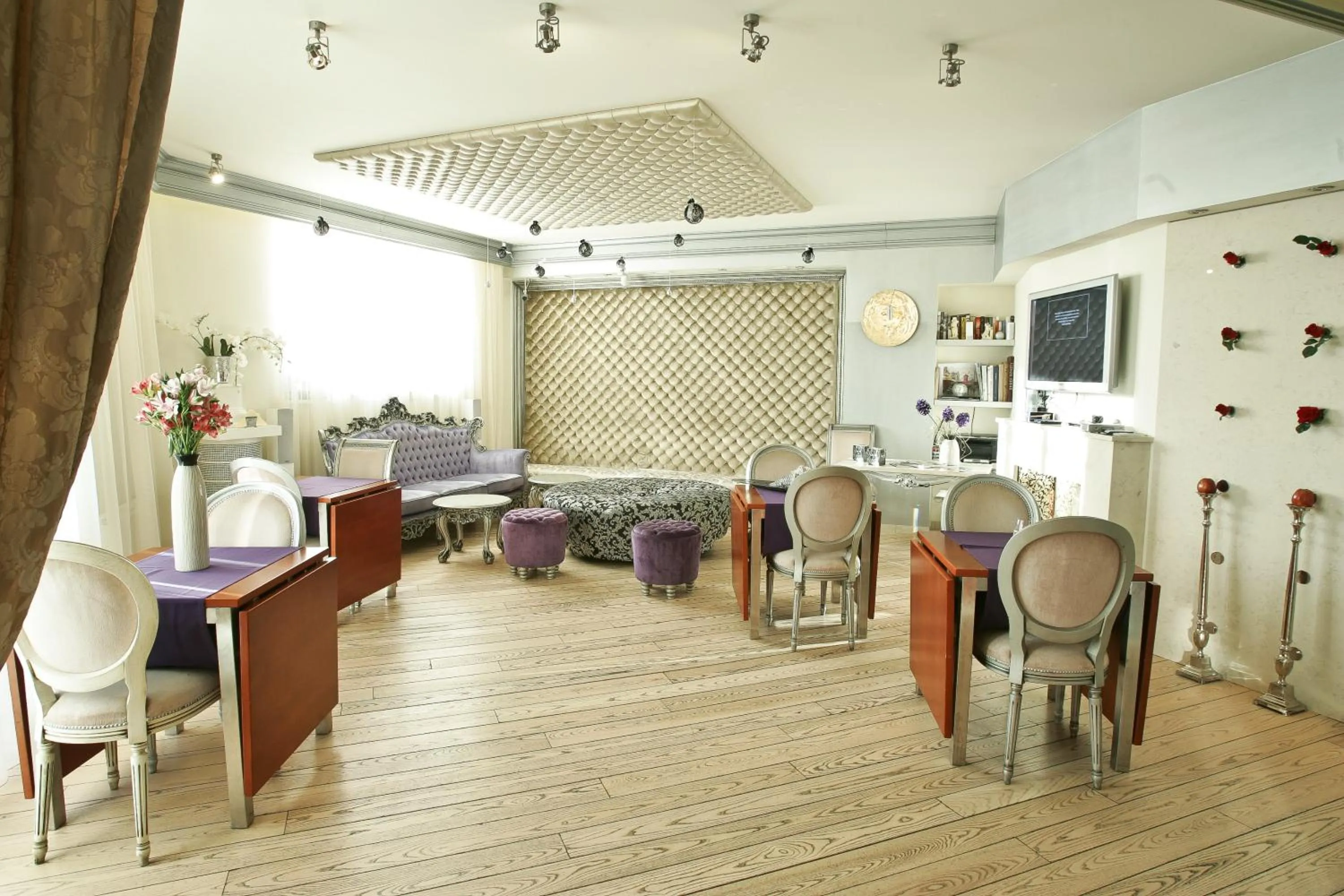 Restaurant/places to eat in Boutique Hotel Mama