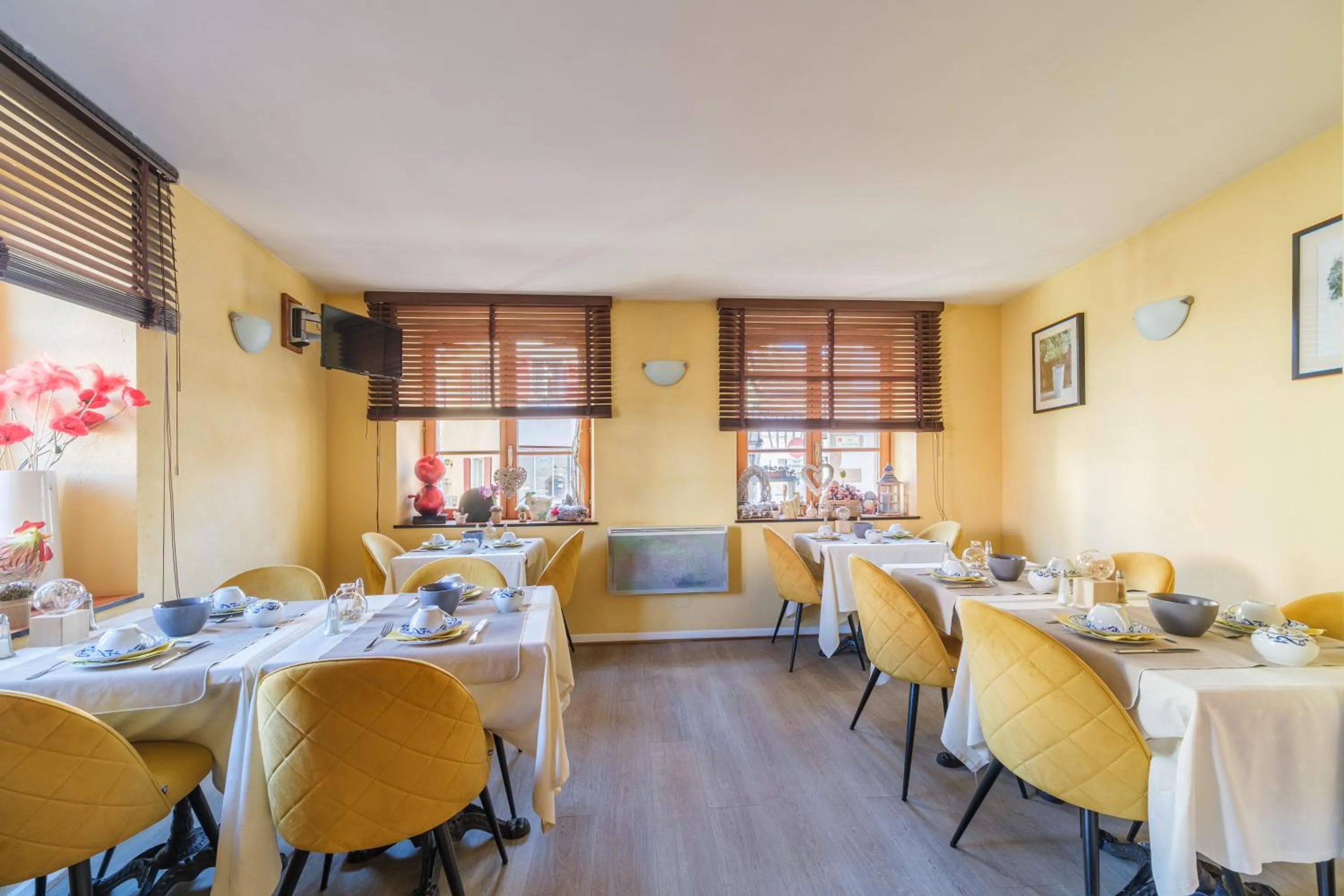 Breakfast in L'Hostellerie du Château