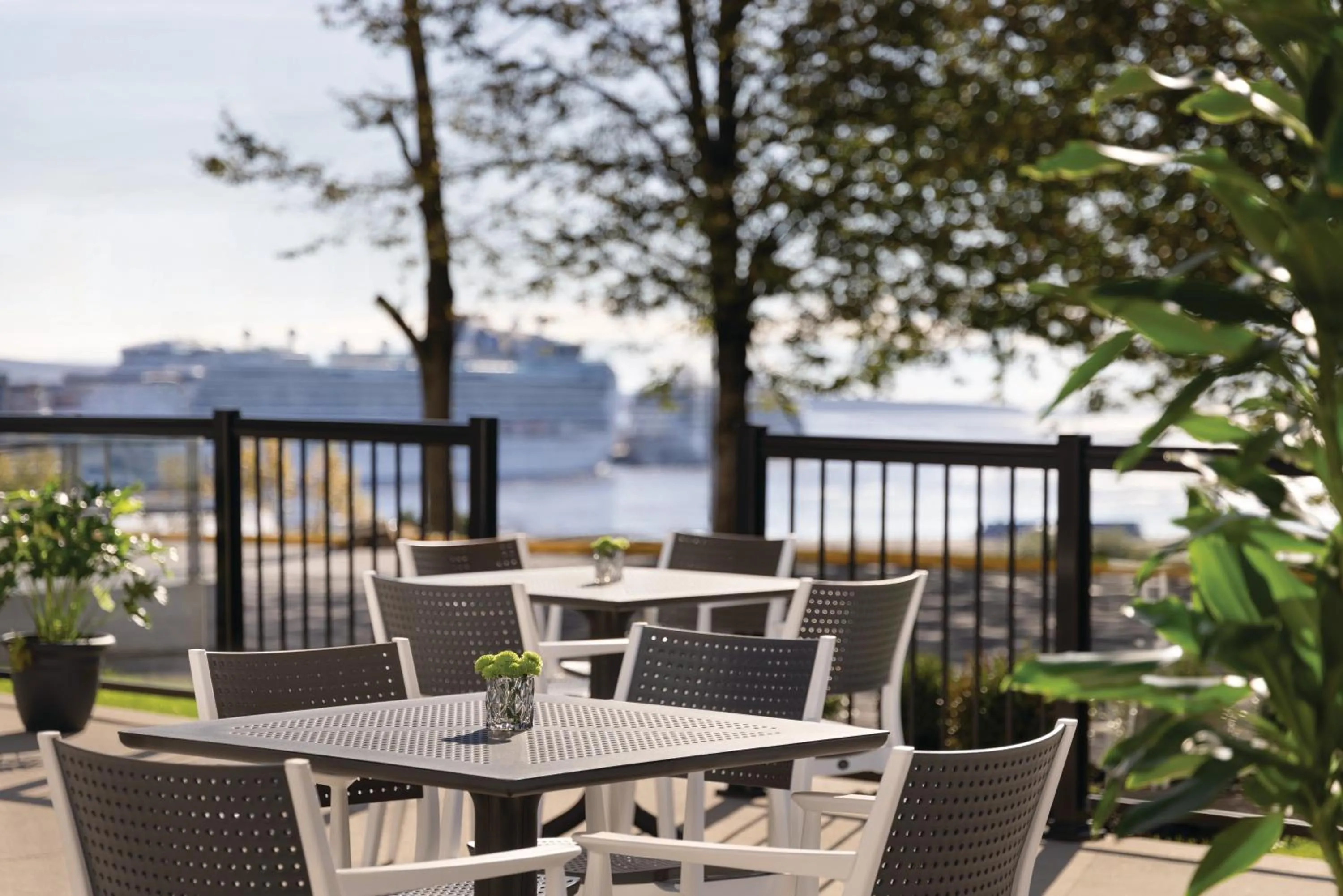 Patio in Crowne Plaza Saint John Harbour View by IHG