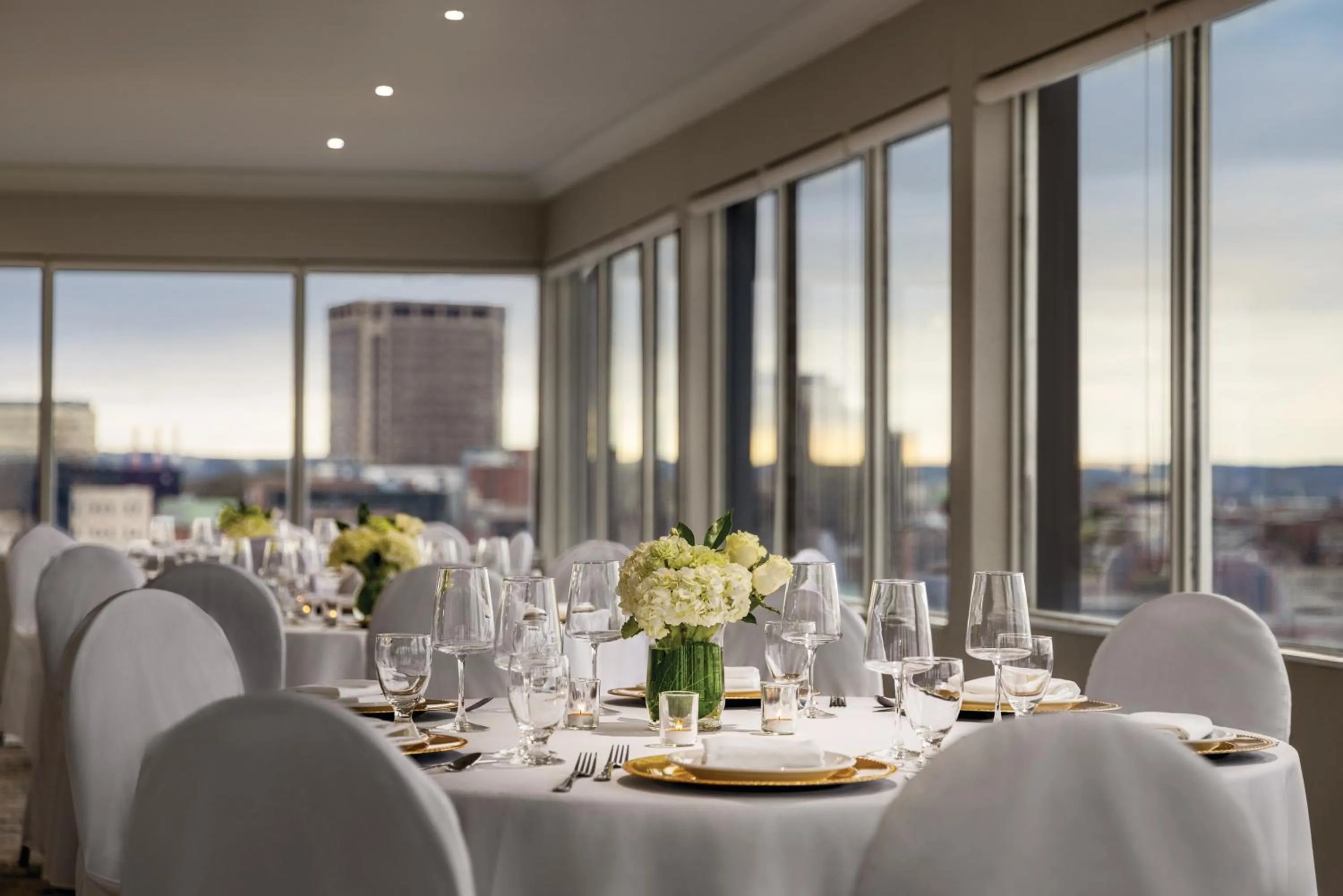 Banquet/Function facilities in Crowne Plaza Saint John Harbour View by IHG