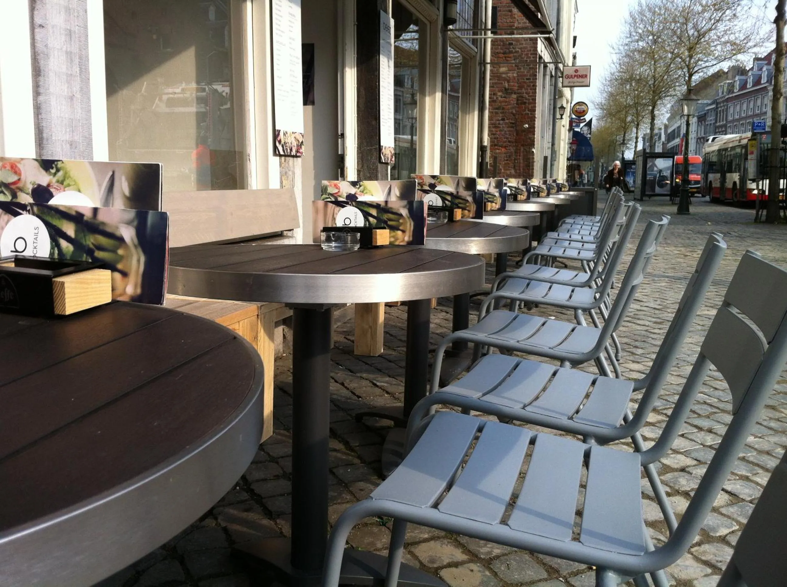 Facade/entrance in Hotel Beez