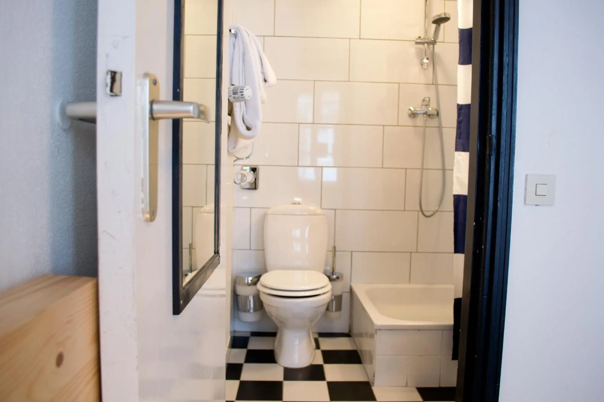 Bathroom in Hotel Beez