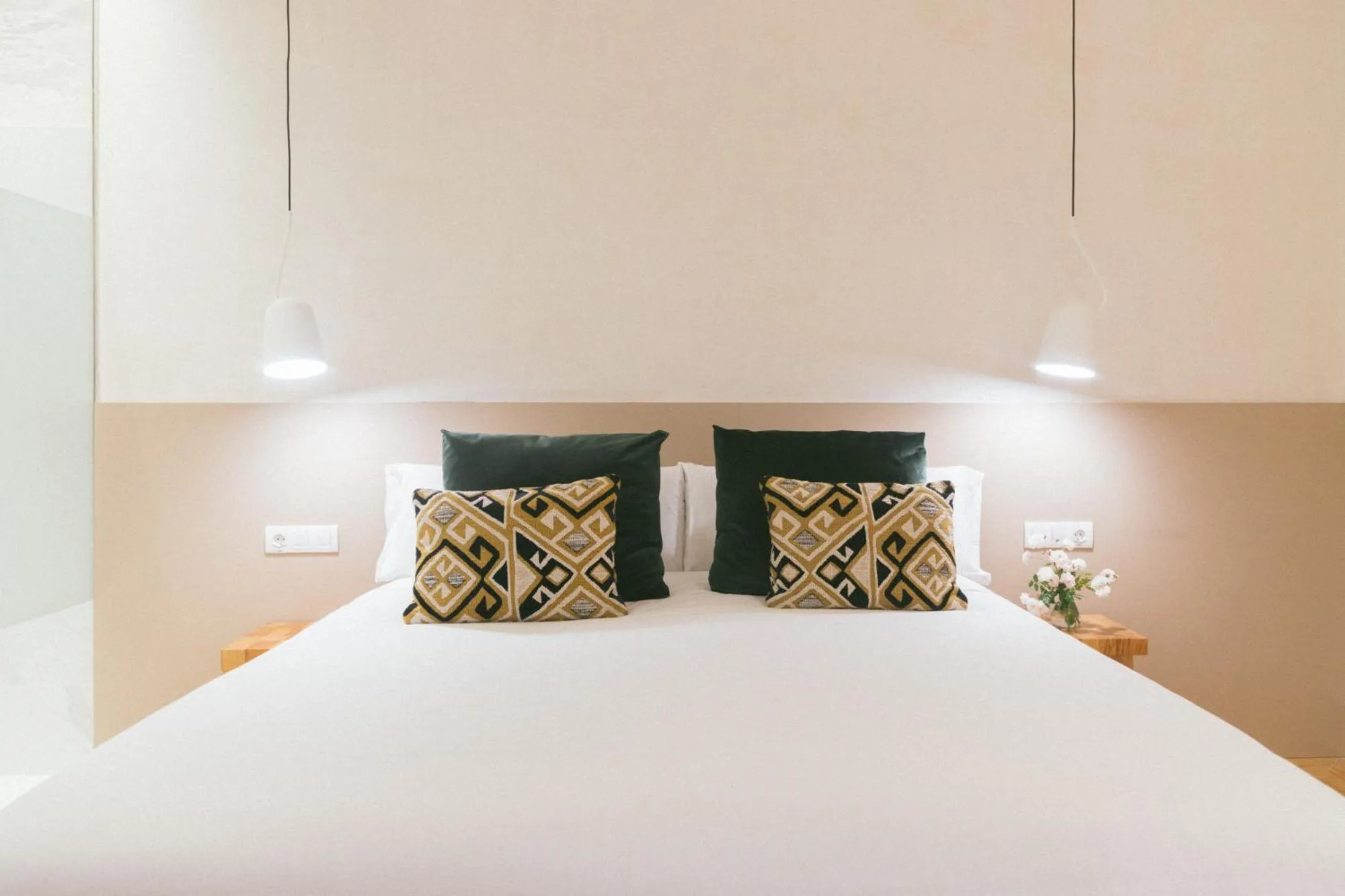 Bed in VEINTIUNO Emblematic Hotels - Adults Only