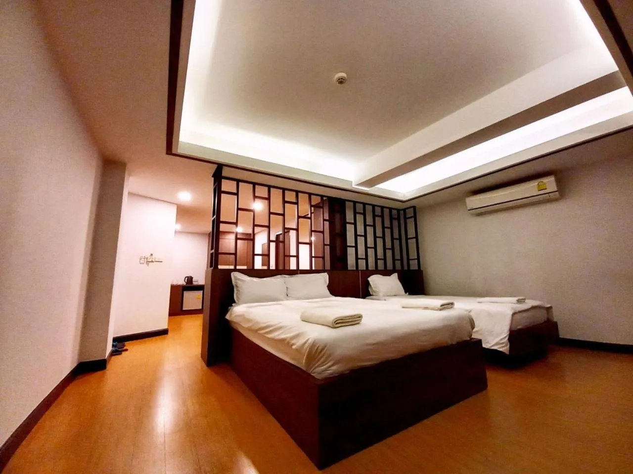 Photo of the whole room in CHORLADA LANNA HOTEL