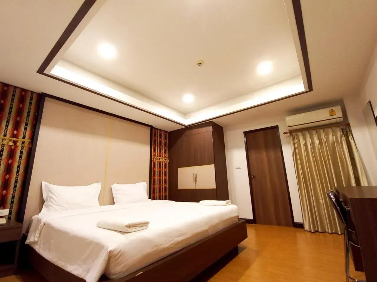 Deluxe King Room in CHORLADA LANNA HOTEL Deluxe King Room in CHORLADA LANNA HOTEL