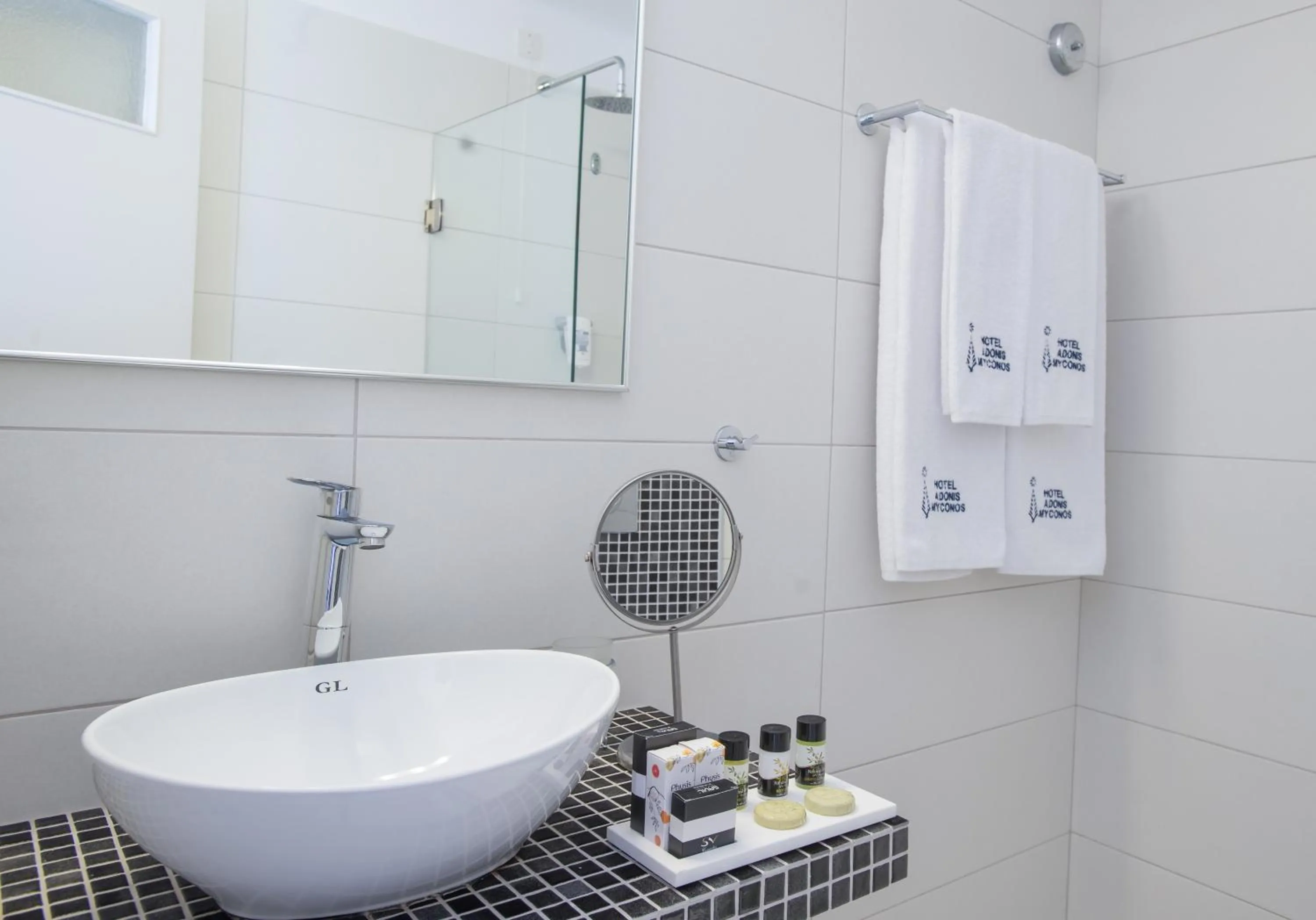 Bathroom in Hotel Adonis