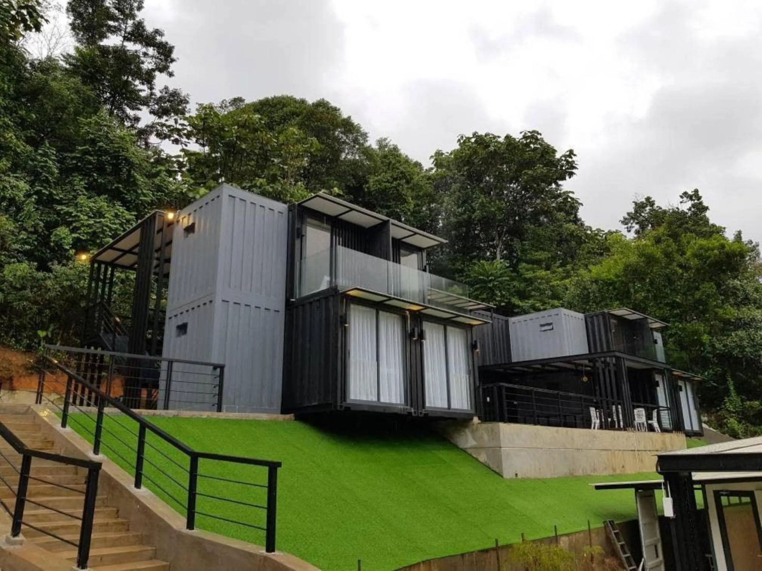 Property building in Lilla Waterfall Retreat - Sg Lembing, Kuantan Formerly Known as Casa Hill Resort