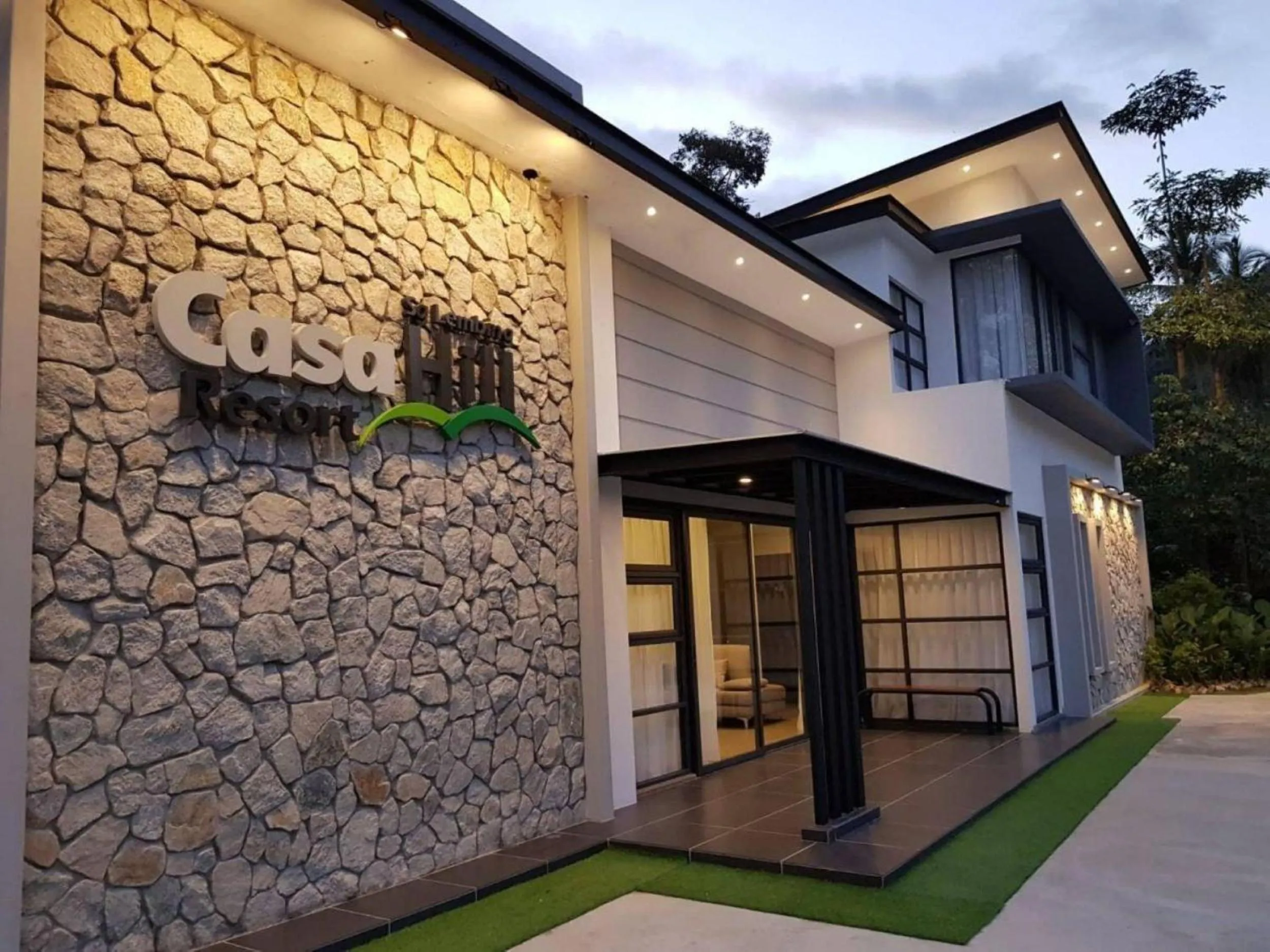 Lilla Waterfall Retreat - Sg Lembing, Kuantan Formerly Known as Casa Hill Resort