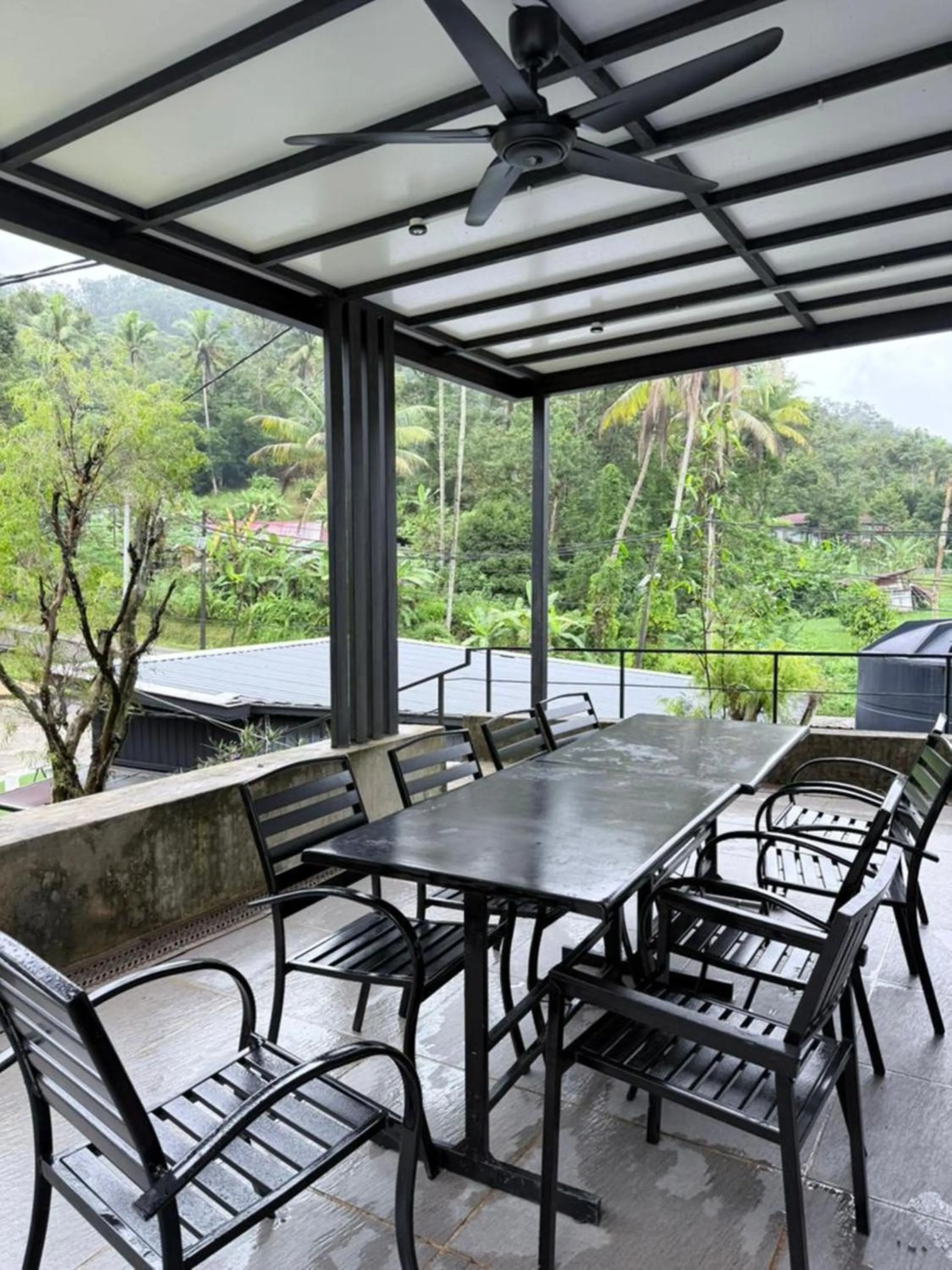 Lilla Waterfall Retreat - Sg Lembing, Kuantan Formerly Known as Casa Hill Resort