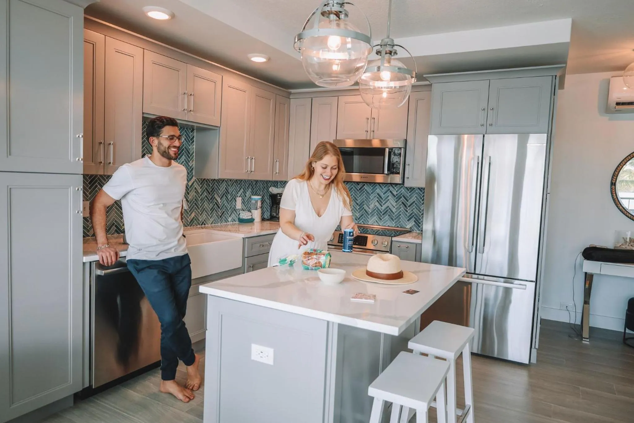 kitchen in Secret Harbour Beach Resort