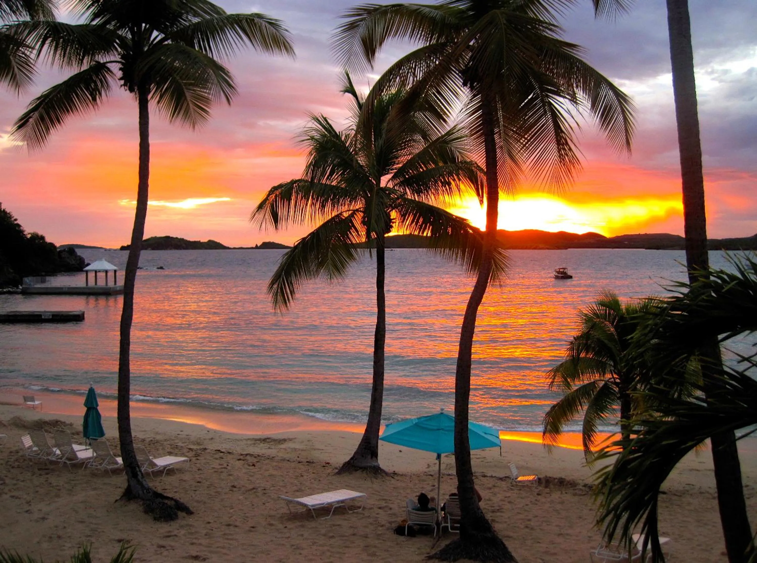 Beach in Secret Harbour Beach Resort