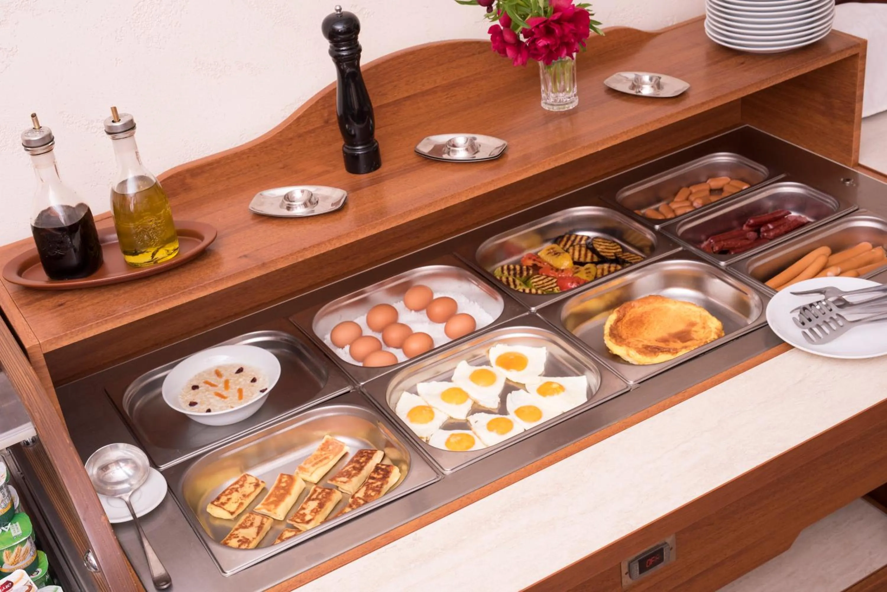 Breakfast in Luna Hotel