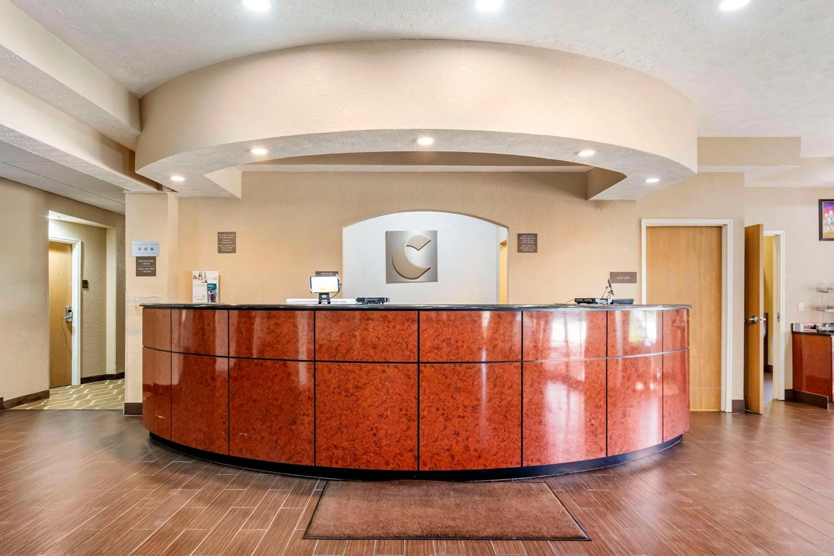 Lobby or reception in Comfort Suites Merrillville near US 30