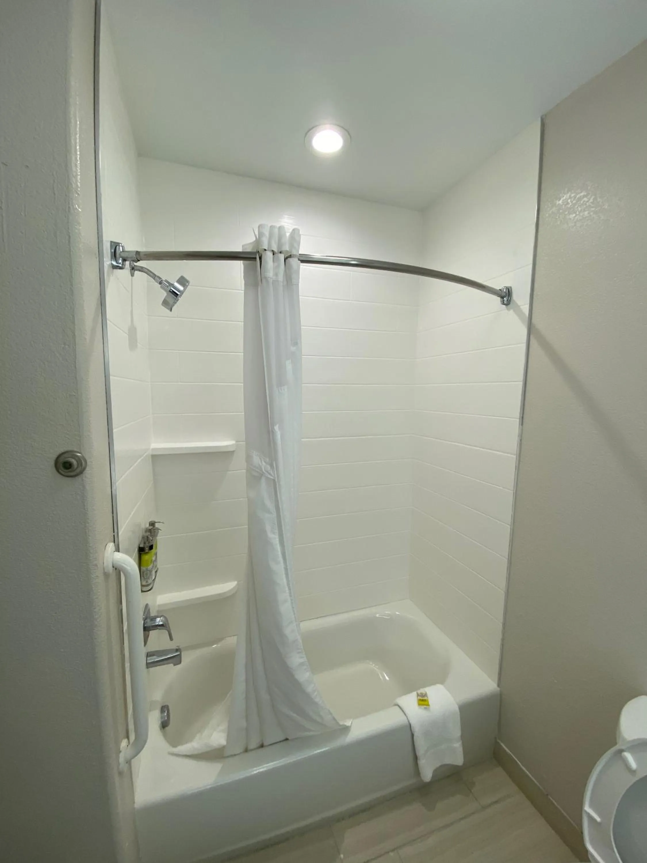 Bathroom in Holiday Inn Express & Suites Galveston West-Seawall