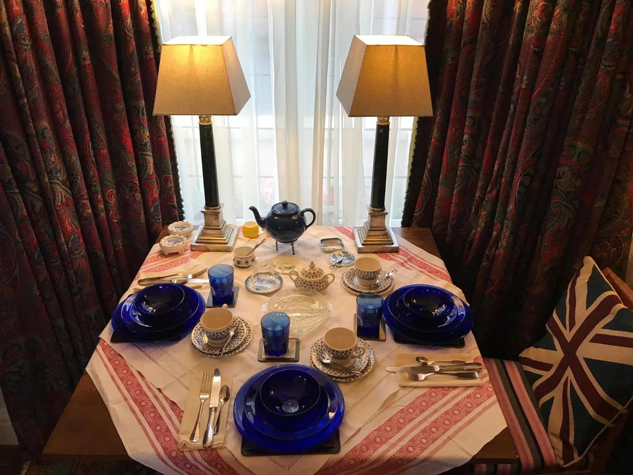 Food and drinks in Wynberg House Bed & Breakfast Swansea