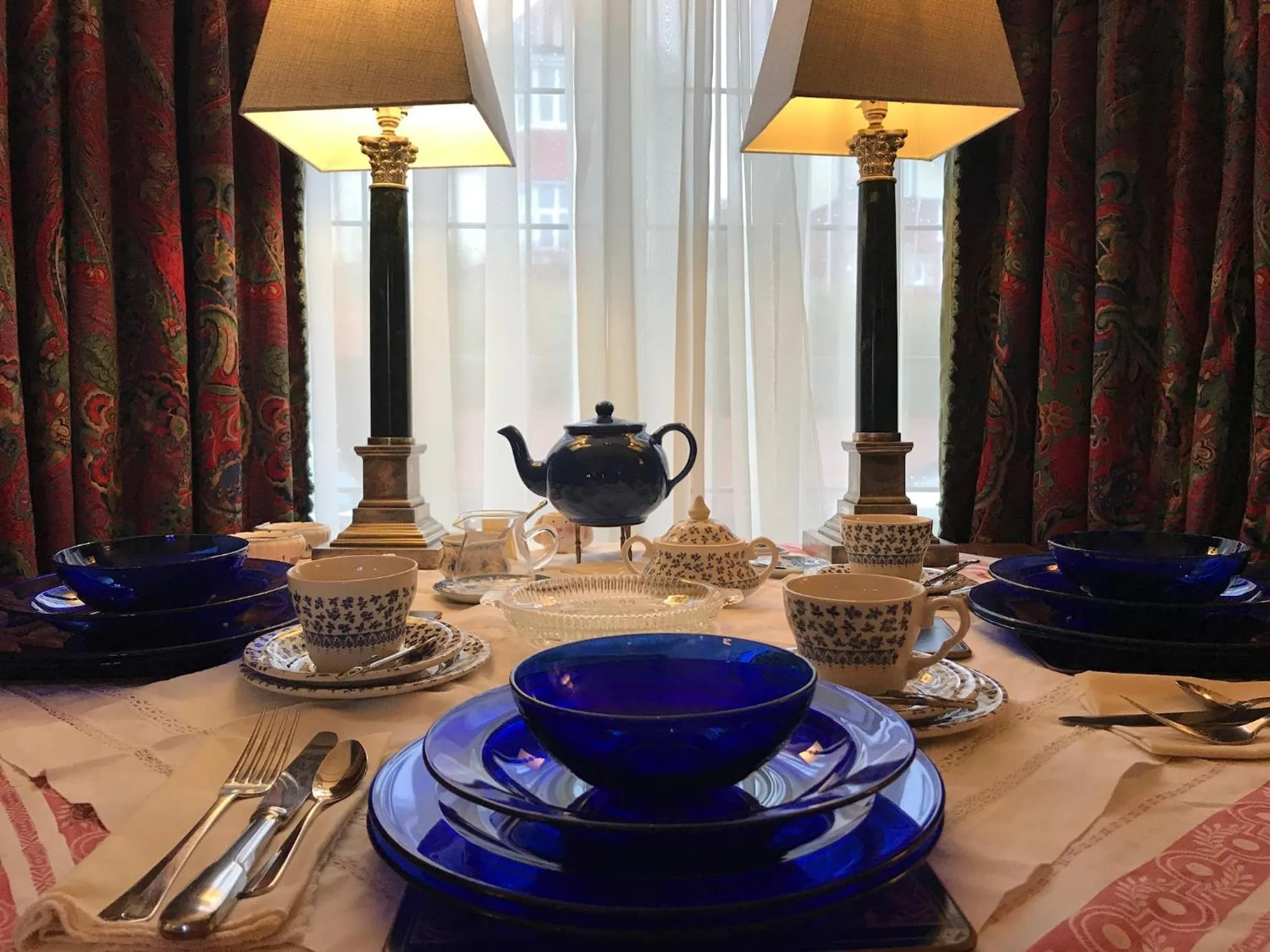 Food and drinks in Wynberg House Bed & Breakfast Swansea