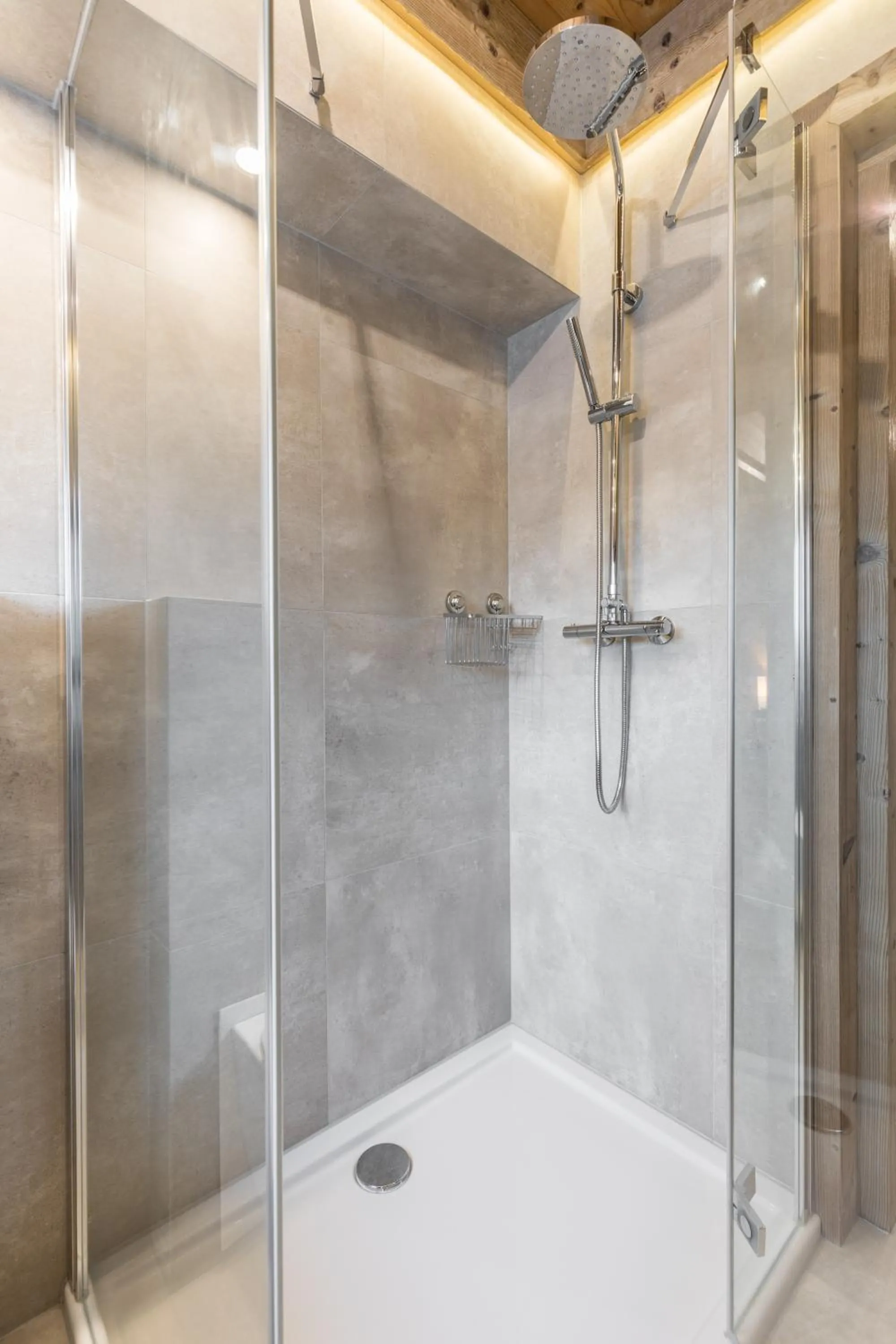 Shower in Apartamenty Biały Potok