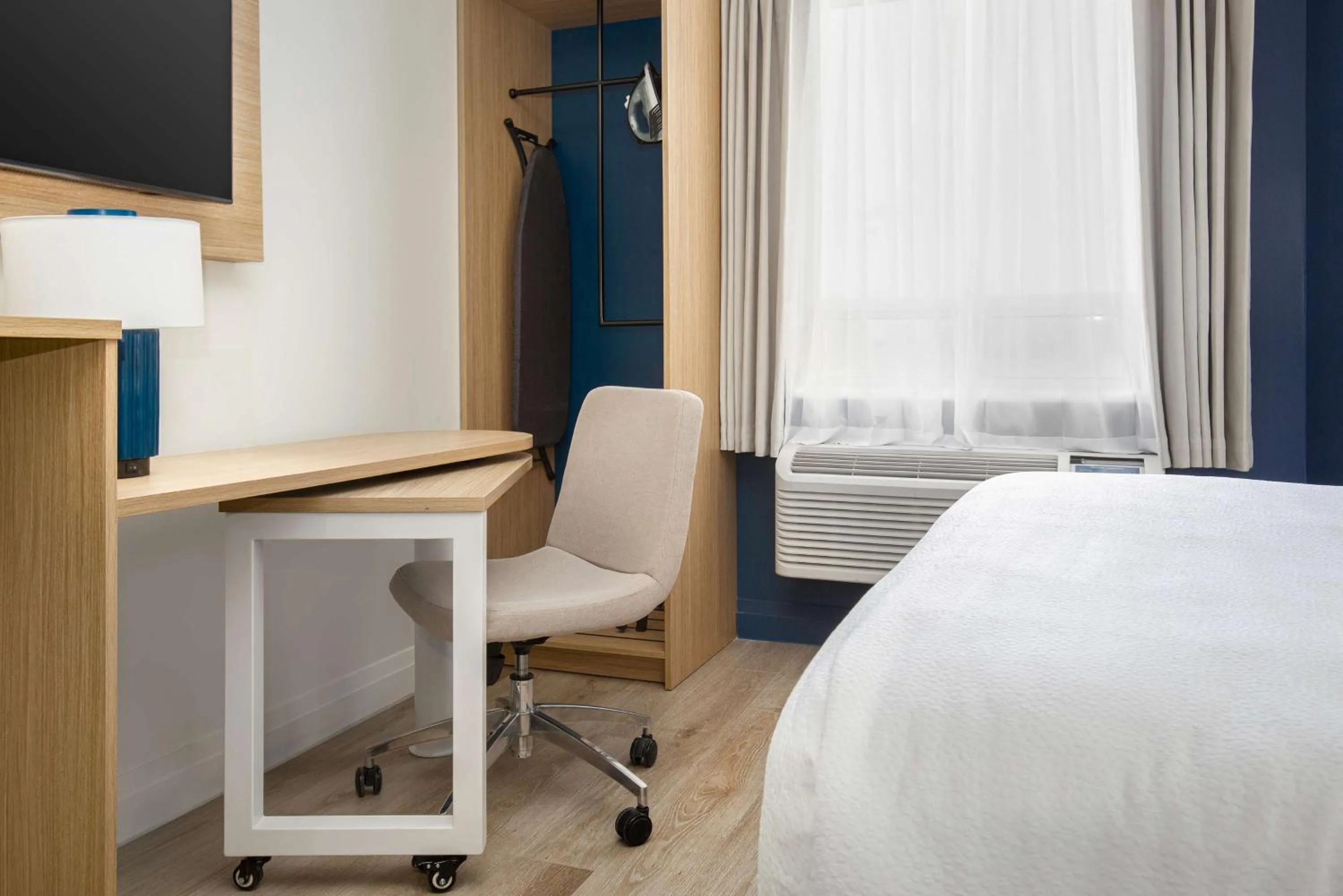 Bedroom, Bed in Spark by Hilton Brockville