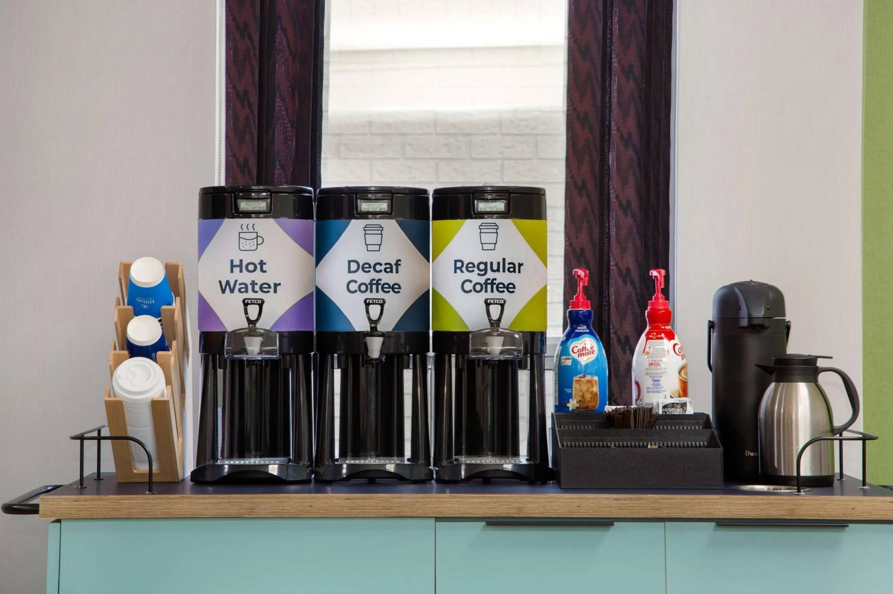 Dining area in Brockville Inn and Suites