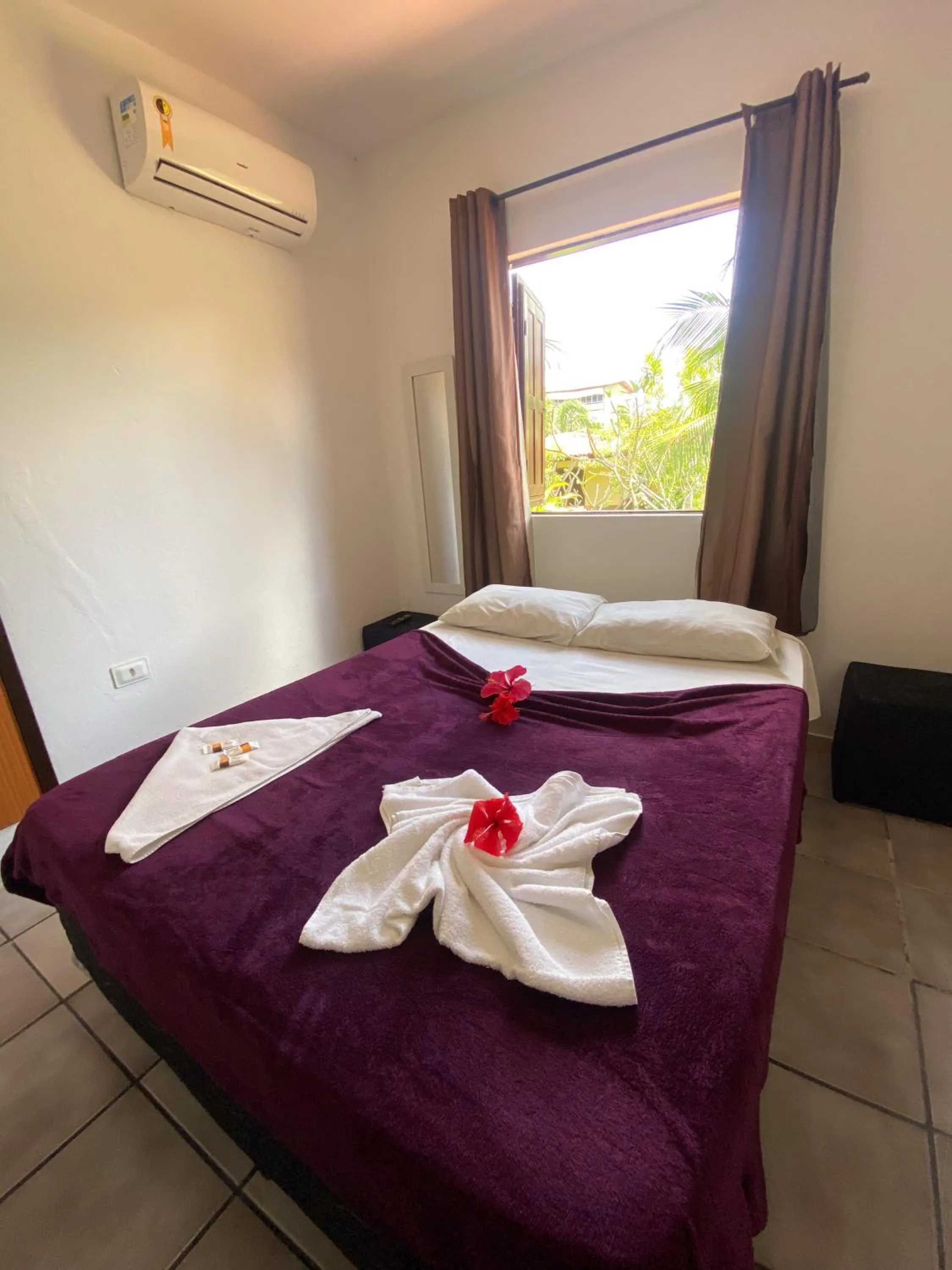 Bedroom, Bed in Pousada Porto de Amigos