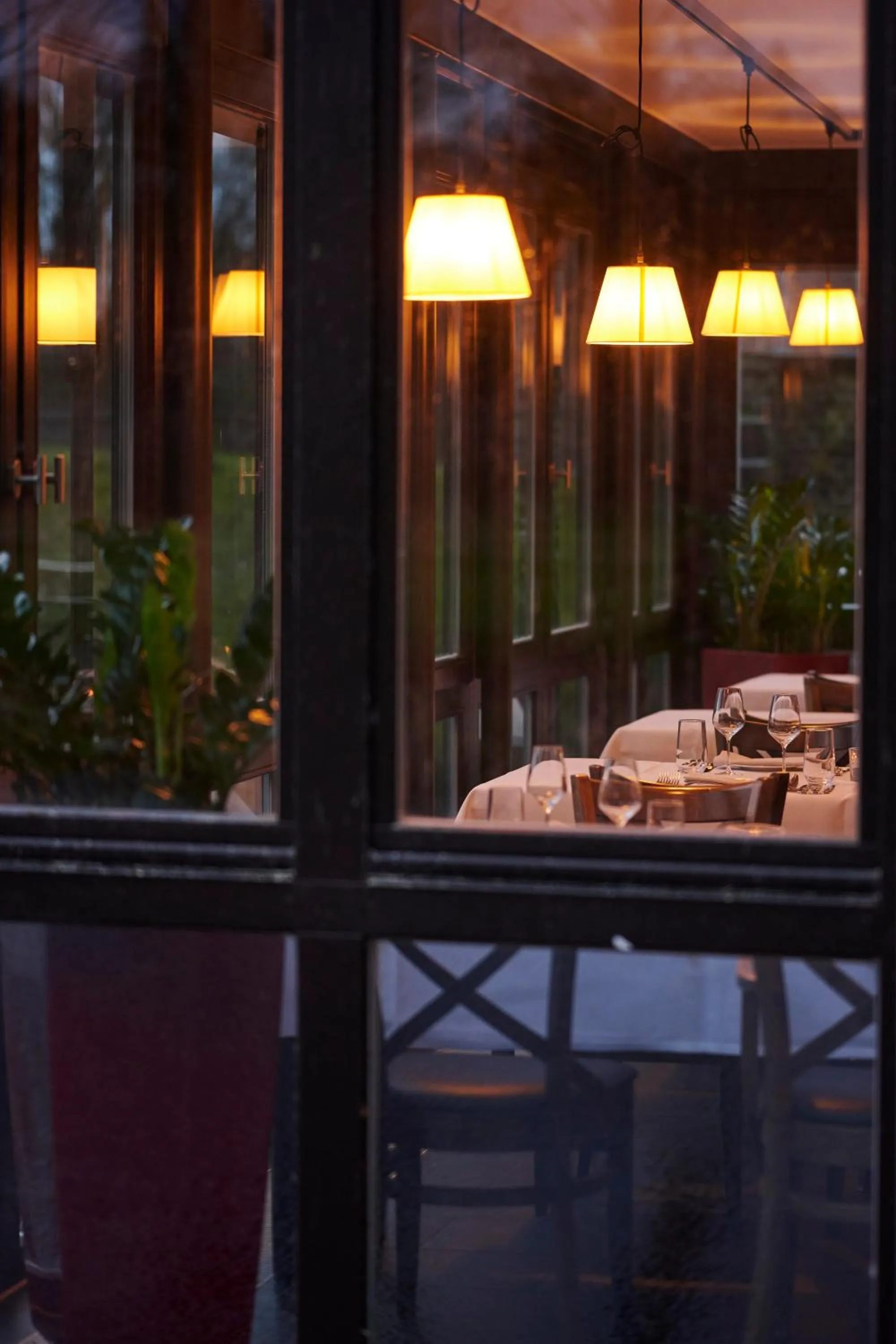 Restaurant/places to eat in Schloss Wissen