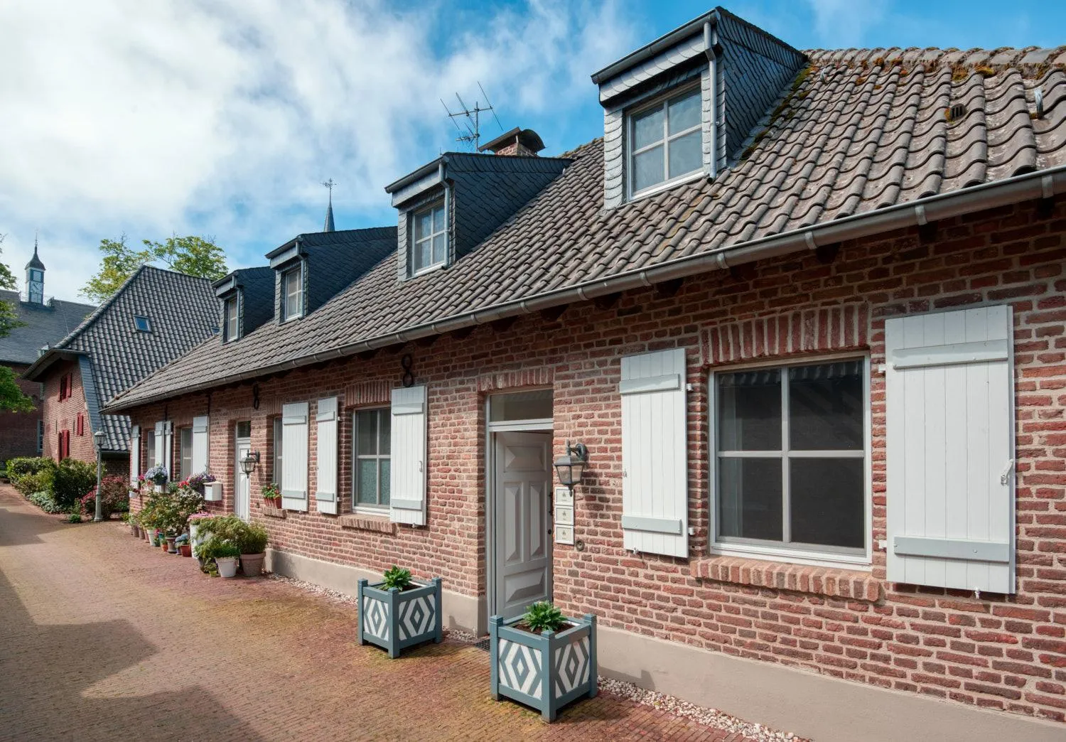 Property building in Schloss Wissen