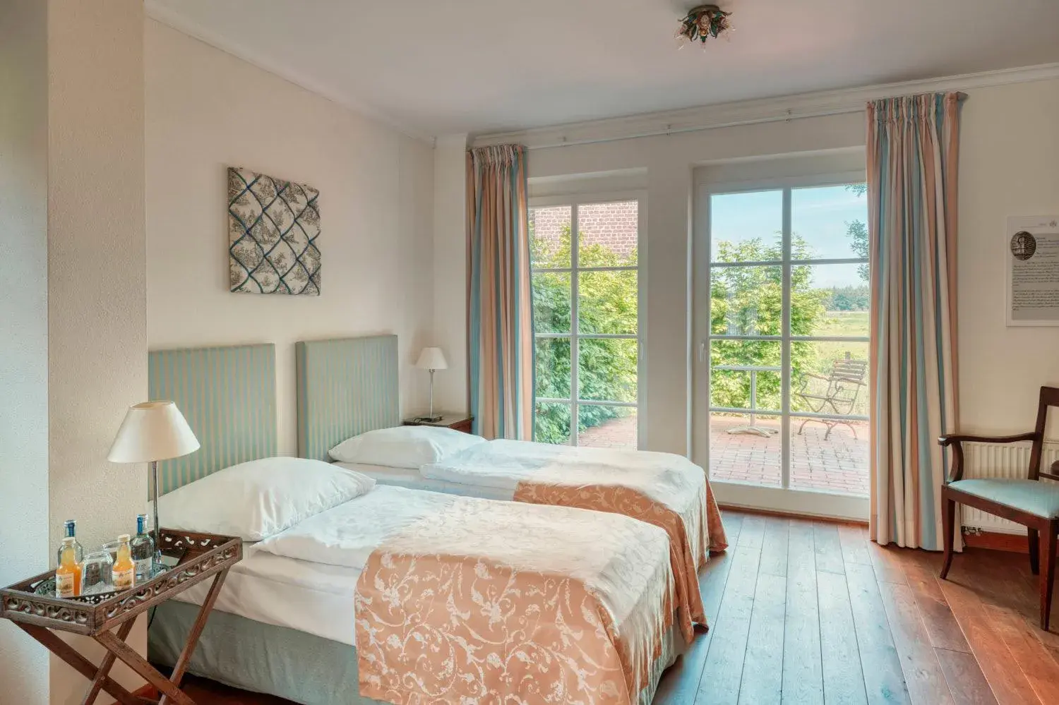 Deluxe Twin Room in Schloss Wissen Deluxe Twin Room in Schloss Wissen