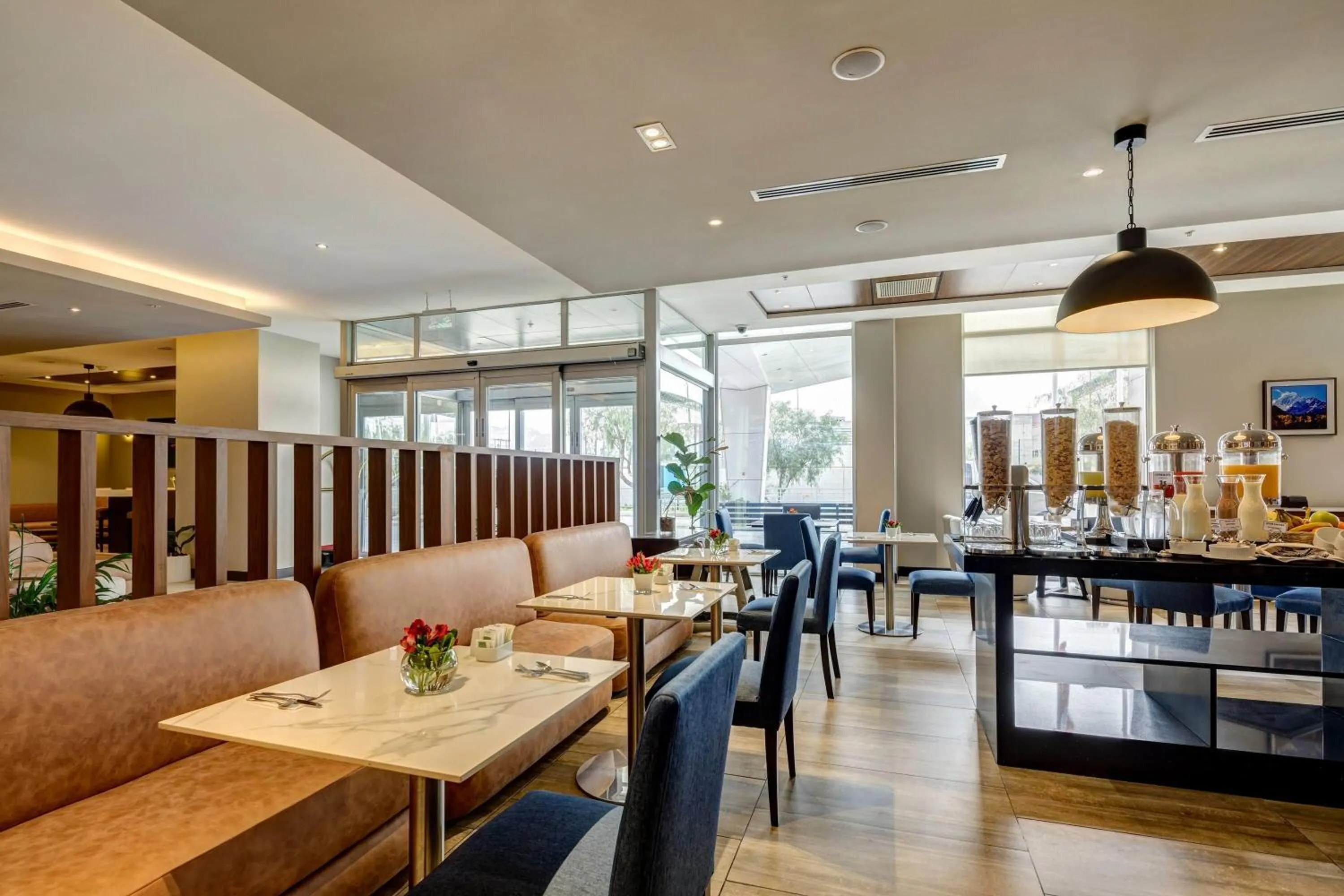 Property building in Wyndham Santiago Aeropuerto