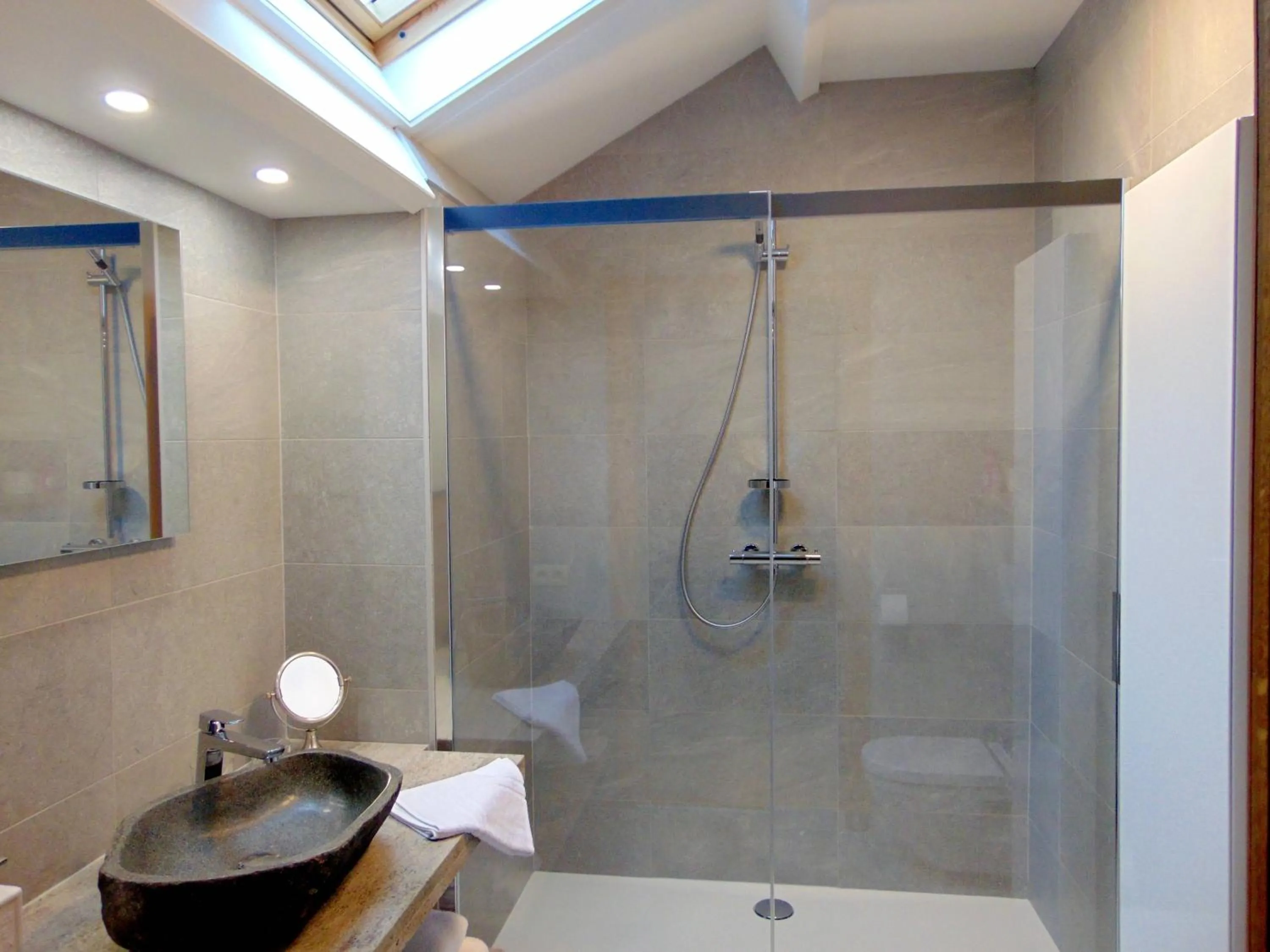 Bathroom in Alury B&B