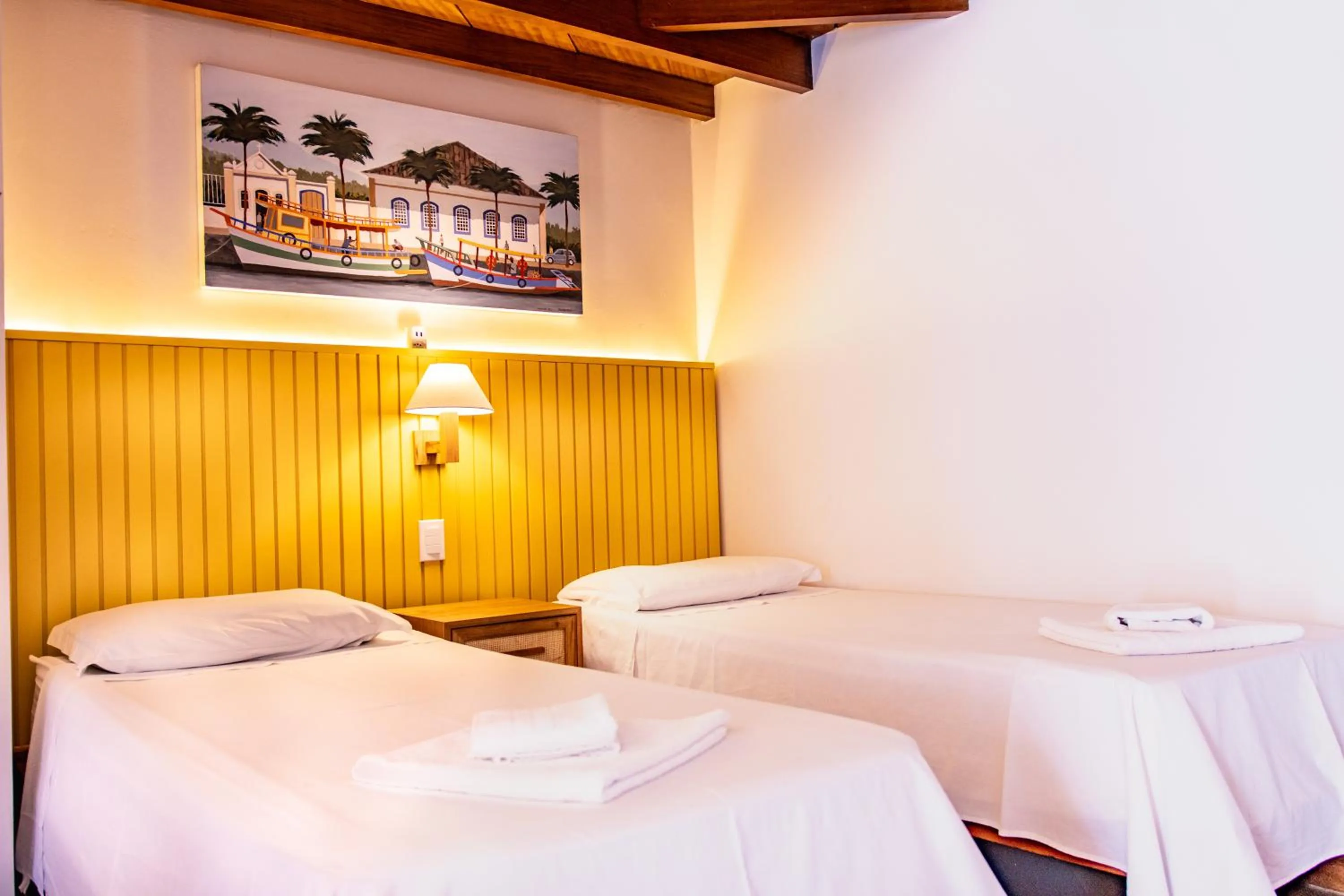 Bed in Pousada Valhacouto