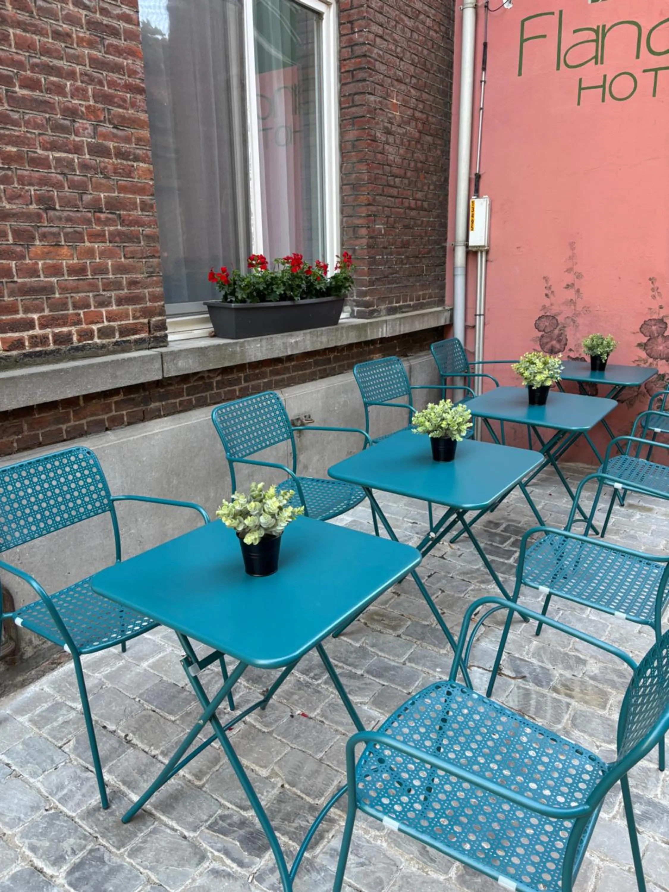 Facade/entrance in Flandria Hotel Gent Centrum