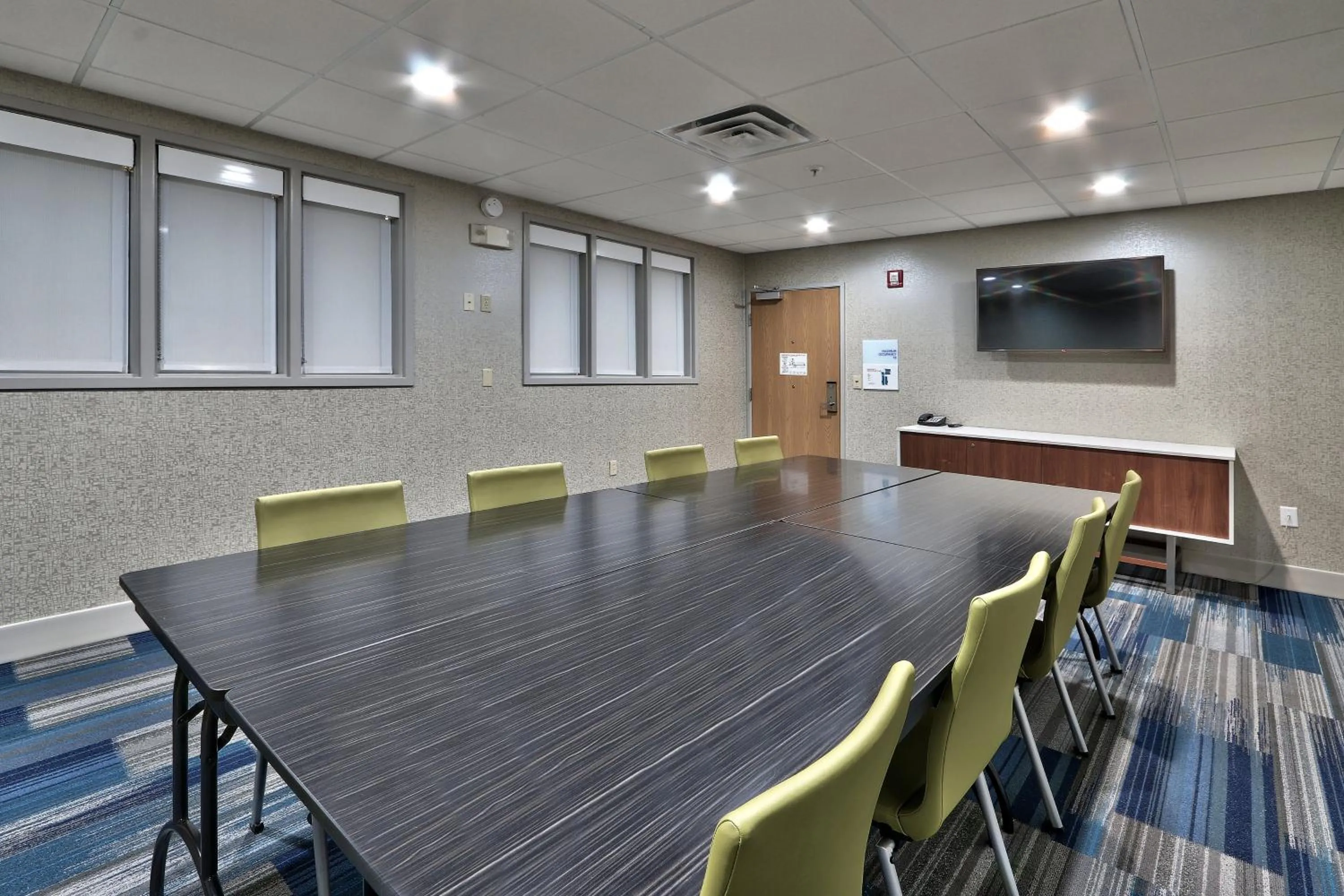 Meeting/conference room in Holiday Inn Express Socorro by IHG